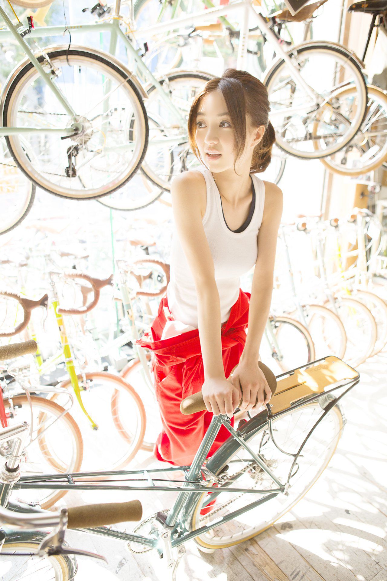 逢沢りな@逢泽莉娜《Getting up early！》 [18P]