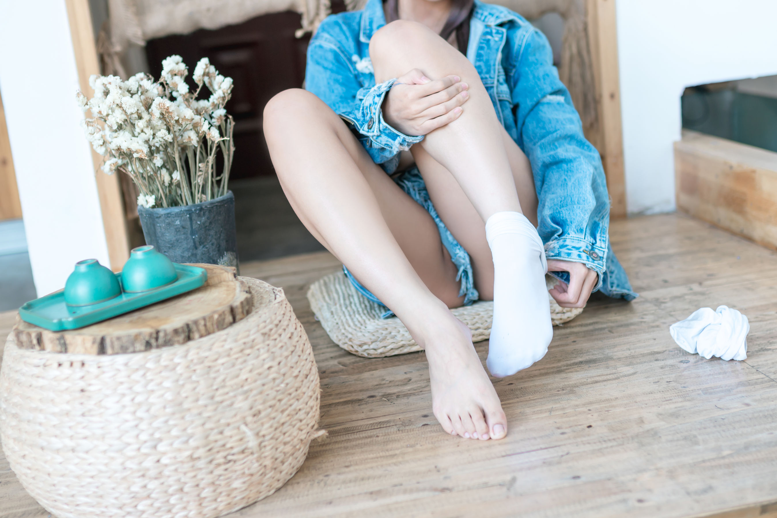 动漫博主蠢沫沫 – 牛仔衣 [40P]