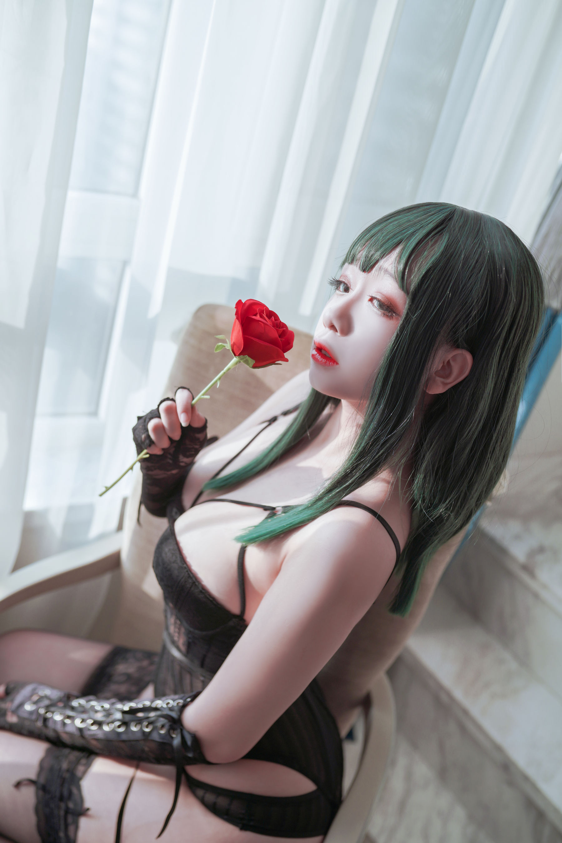 Cosplay日奈娇 – 黑丝紧束 [9P]