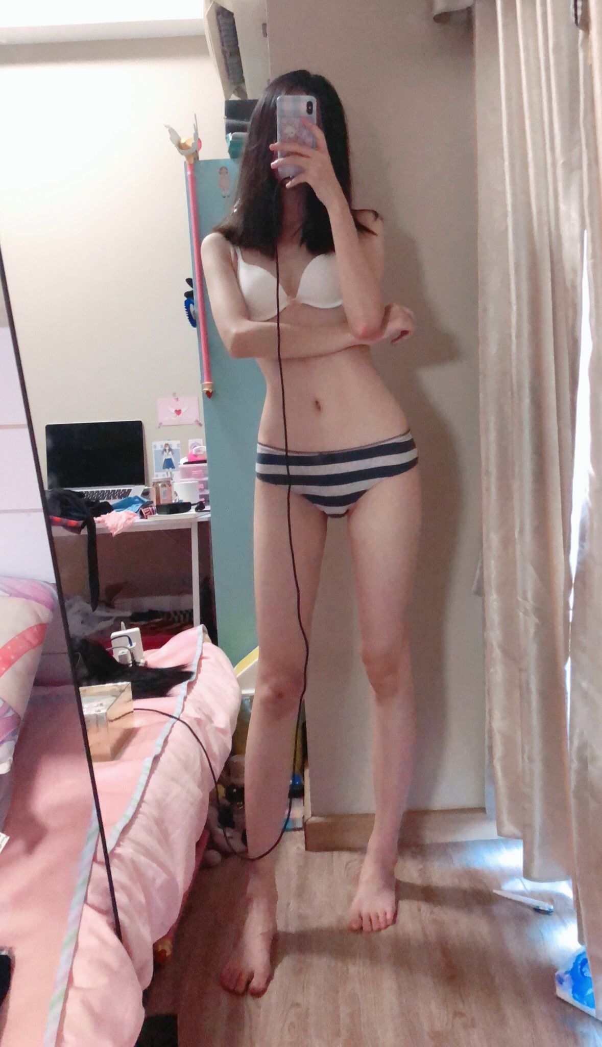 萌妹子眼酱大魔王w – T恤白丝 [10P]