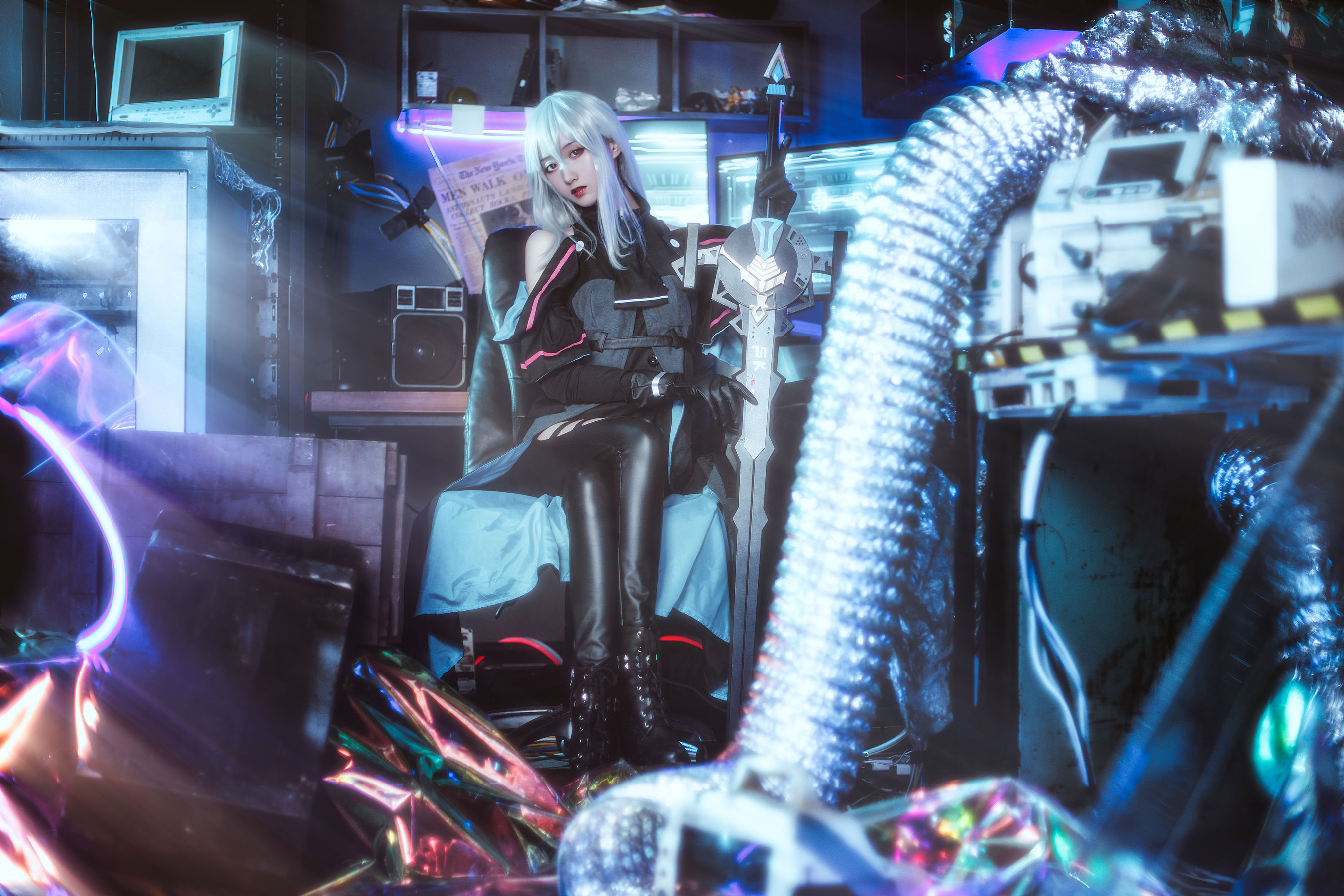 萌系小姐姐木绵绵OwO – 斯卡蒂 [16P]