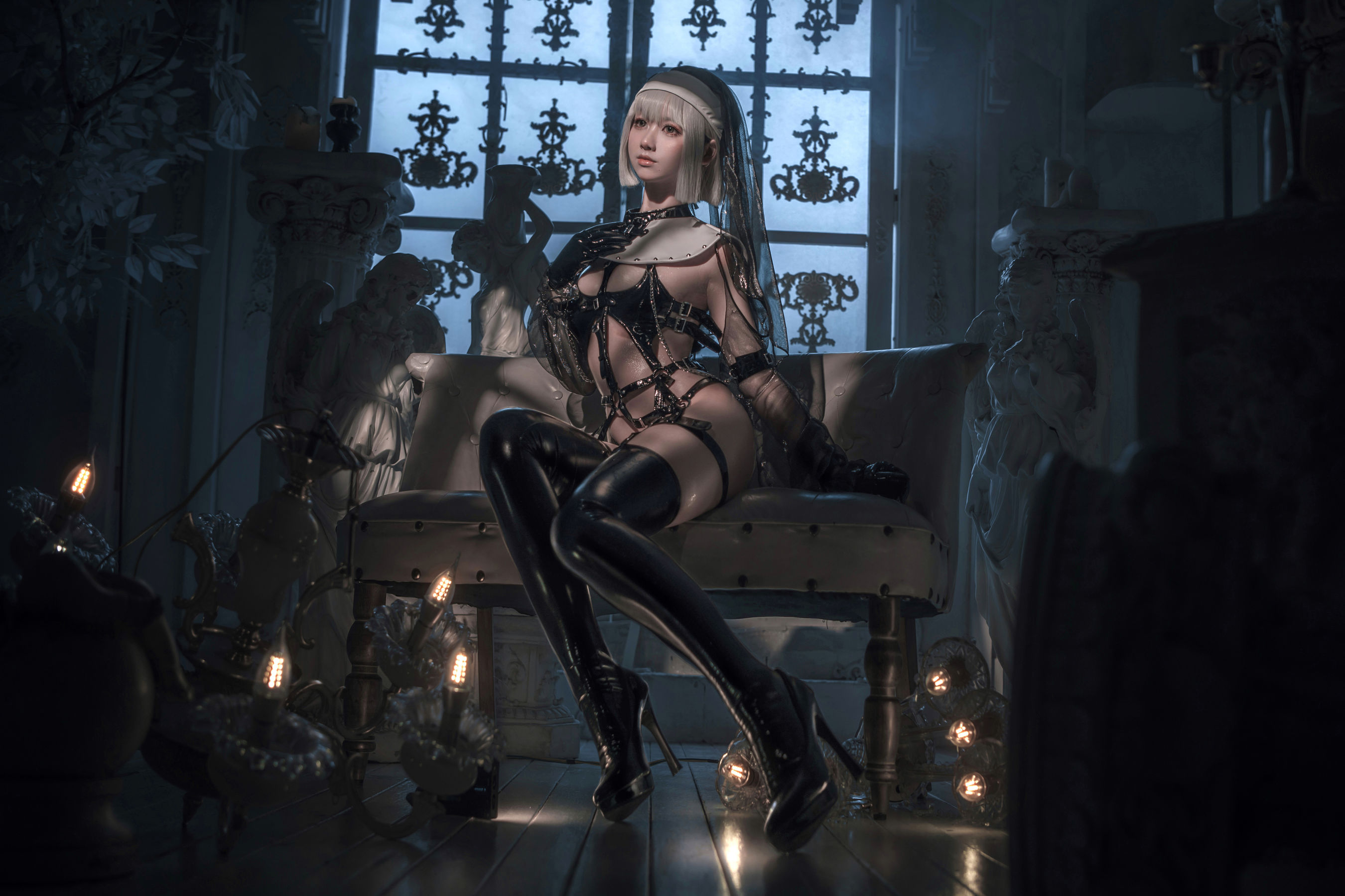 izumi泉桃子福利 – 苦修女 [26P]