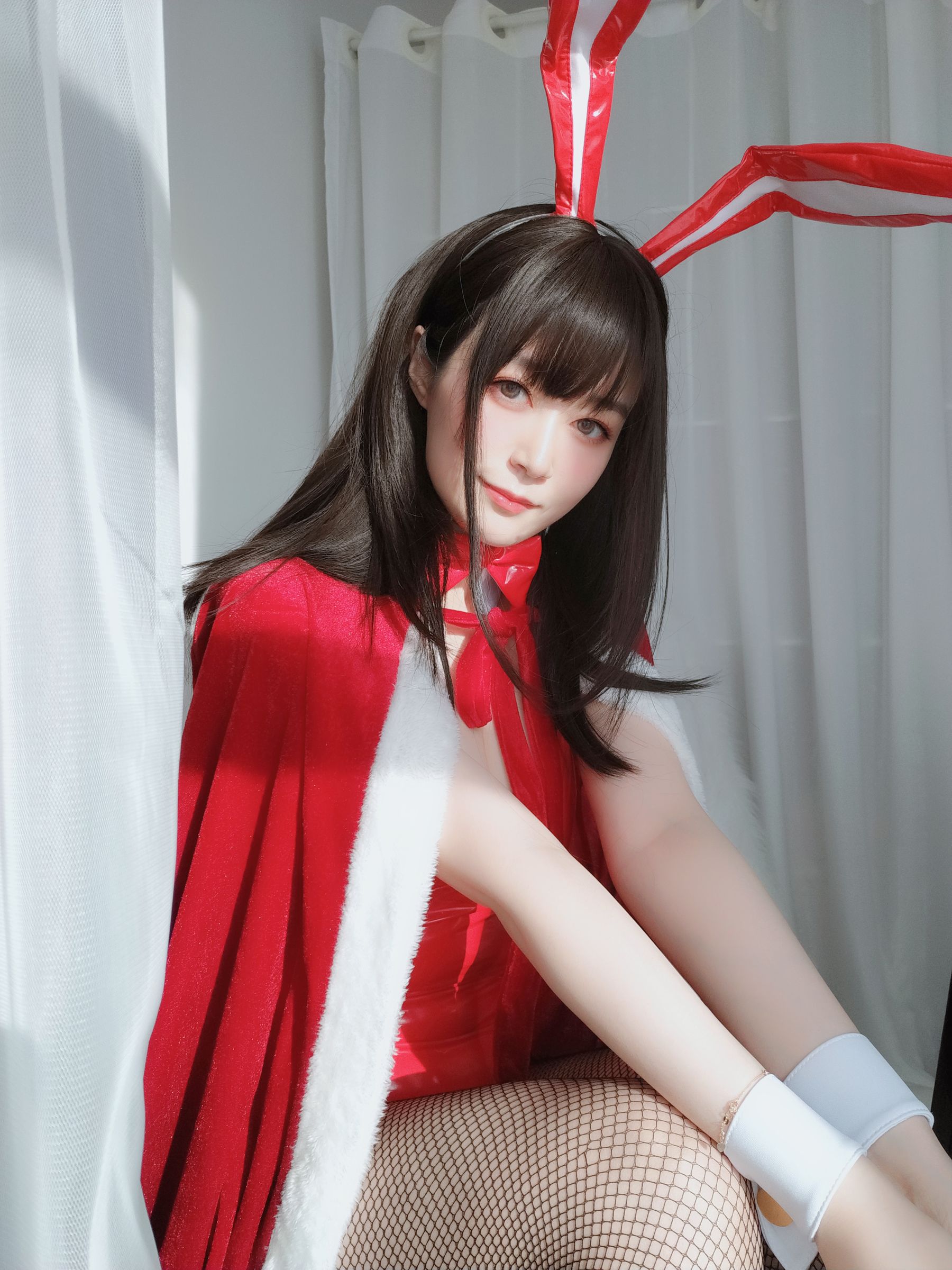 Coser小姐姐白银 – 圣诞 [97P]