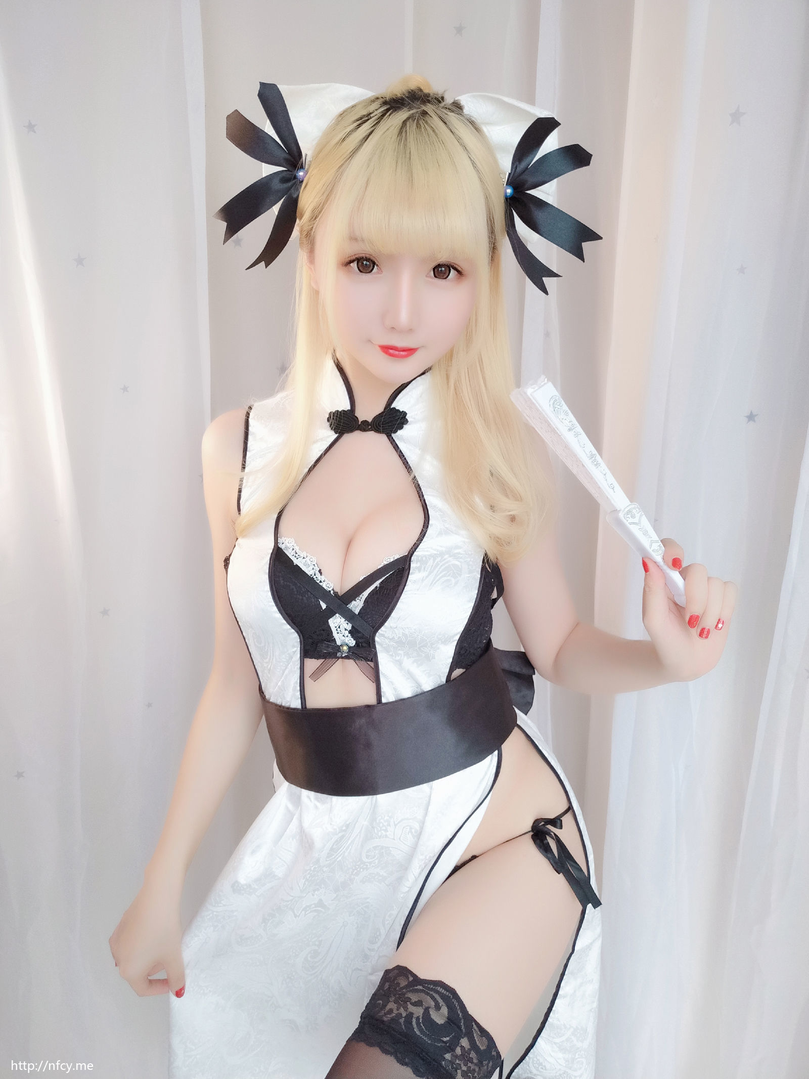 [萝莉COS] 星之迟迟 VOL.10 优雅旗袍包 [62P]