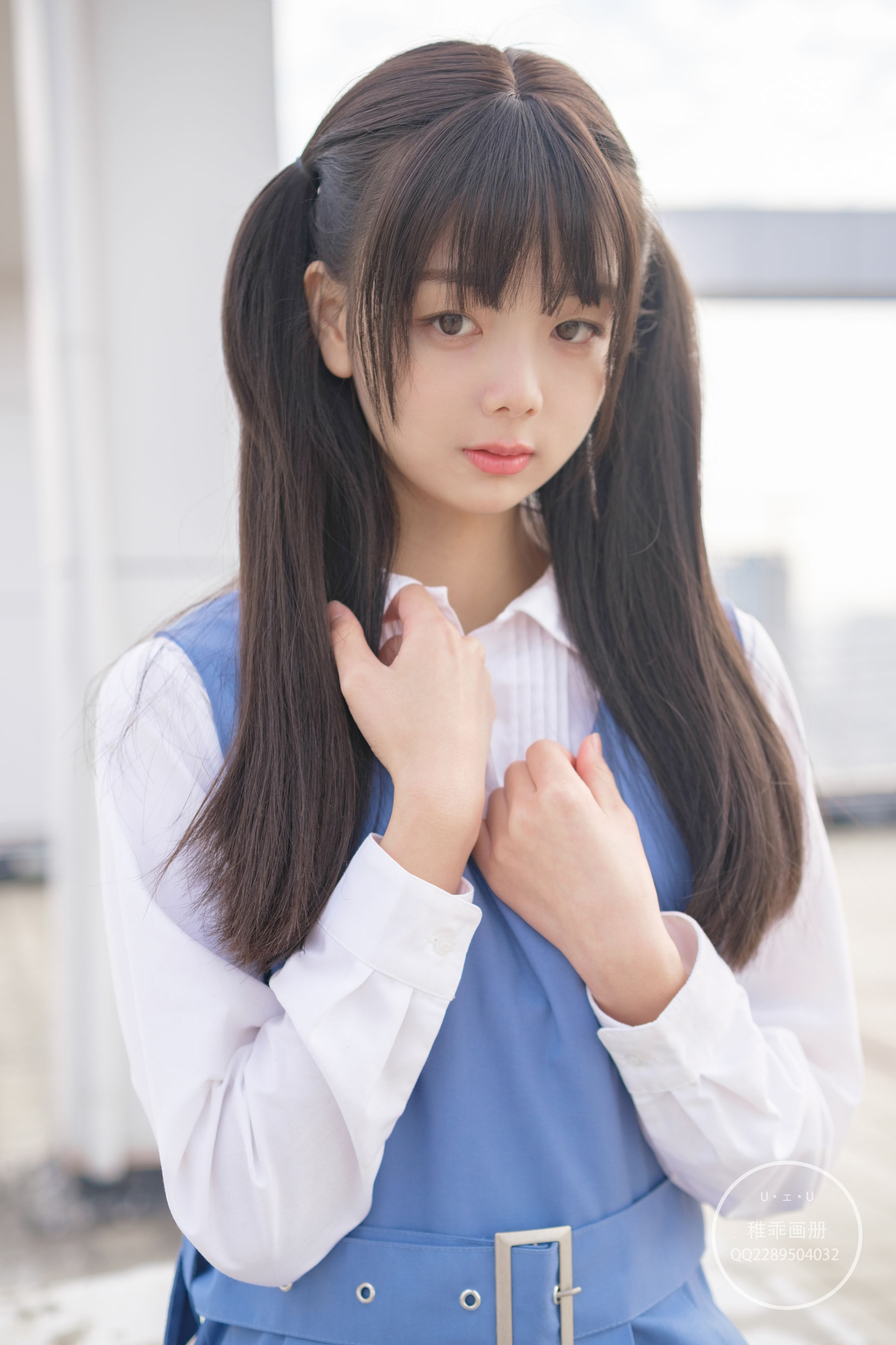 柴系小乖(稚乖画册) – 夜夜 天台真空80D白丝 [79P]