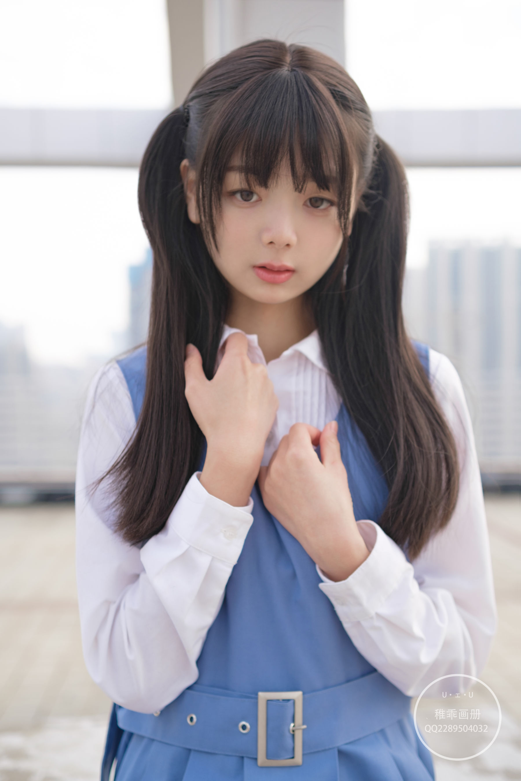 柴系小乖(稚乖画册) – 夜夜 天台真空80D白丝 [79P]