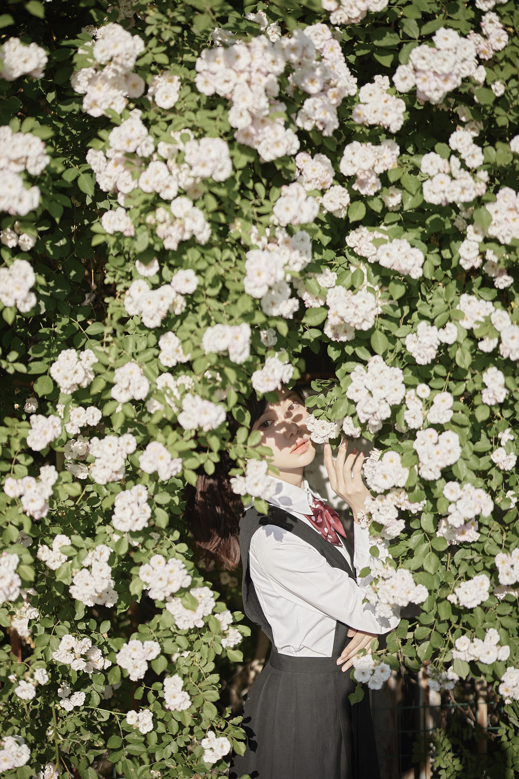 Shika小鹿鹿 – 蔷薇JK [14P]