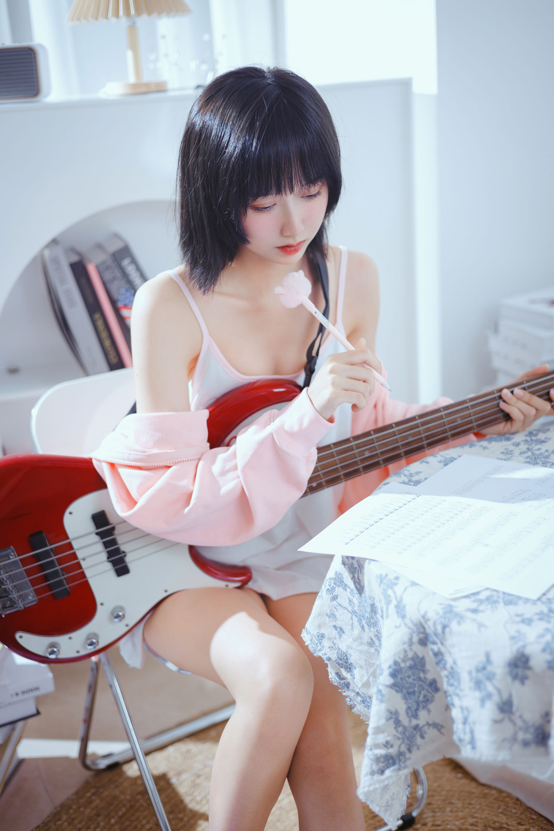 萌系小姐姐木绵绵OwO – 贝斯与妹妹 [53P]