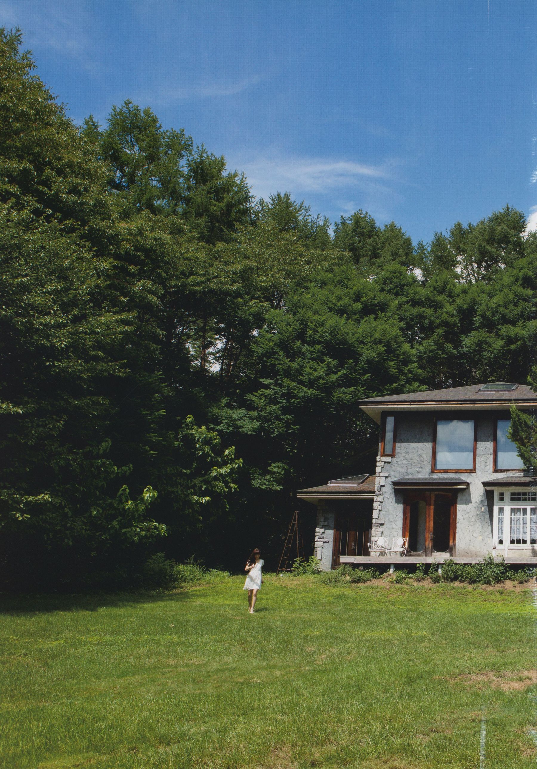 葉山めい 1st.写真集「May I …」 [59P]