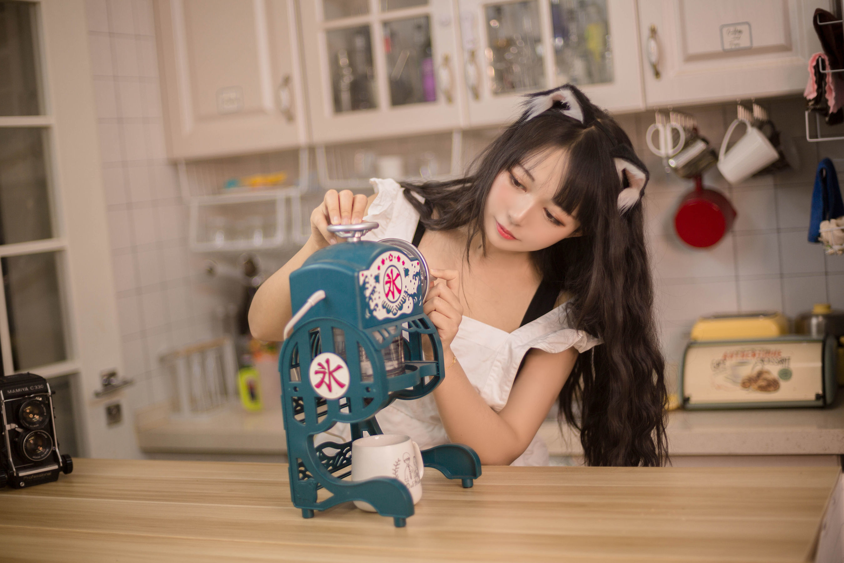 大眼萌妹黑猫猫OvO 厨房 [11P]