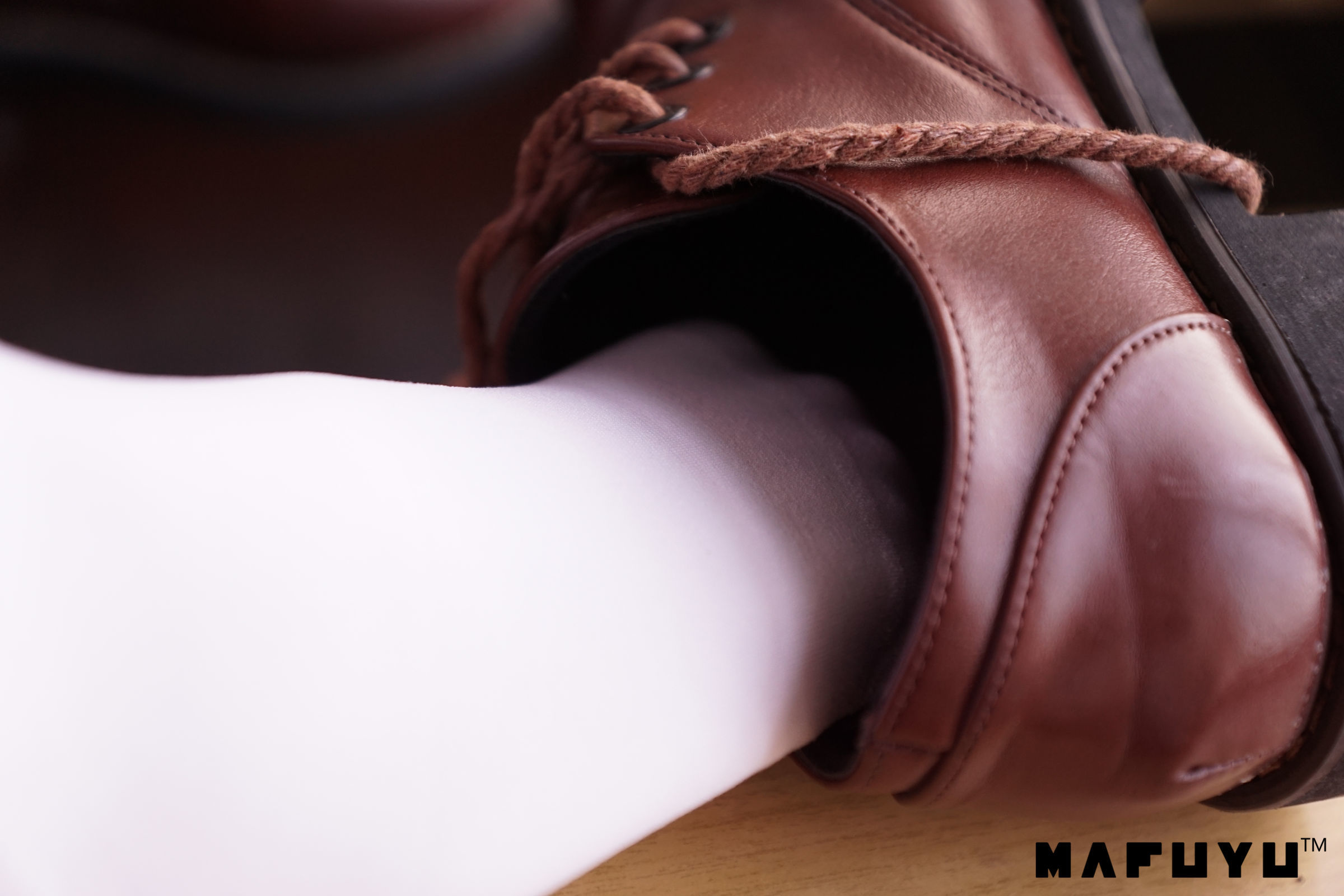 [萝莉COS] 神楽板真冬 红JK白过膝系列套图 [112P]