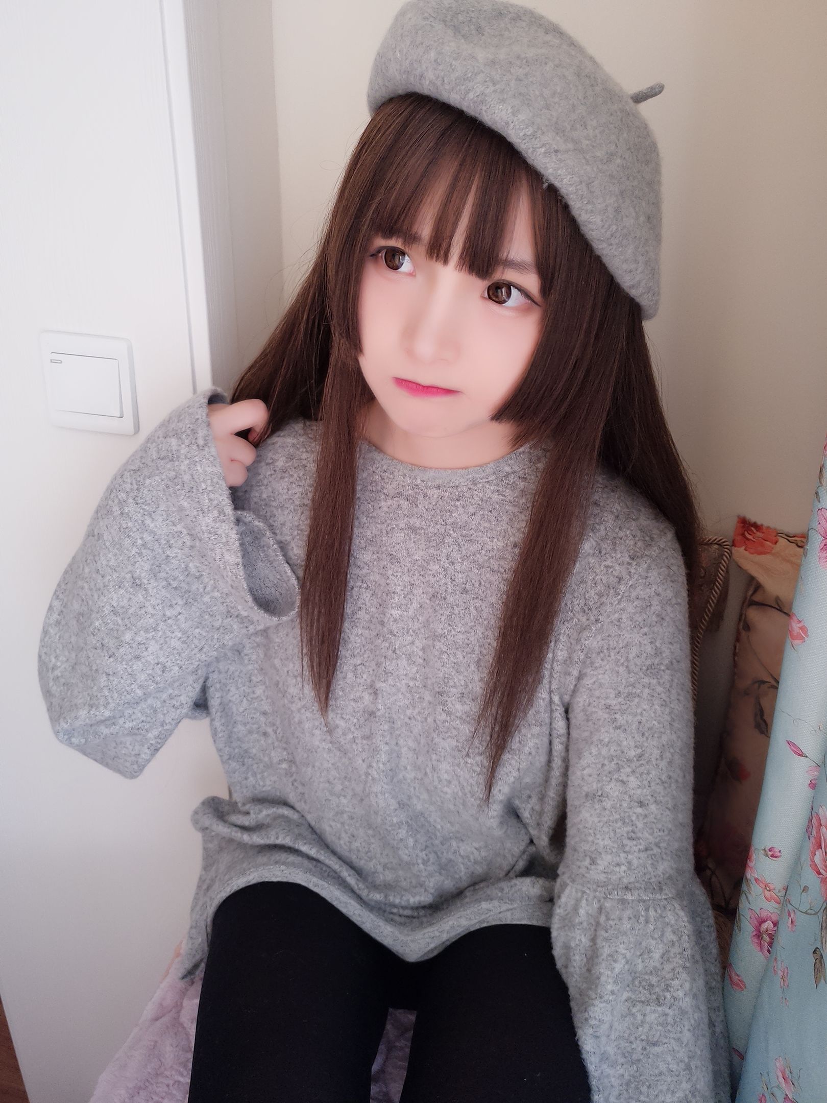 二次元美女古川kagura 鲨鱼画家 [15P]