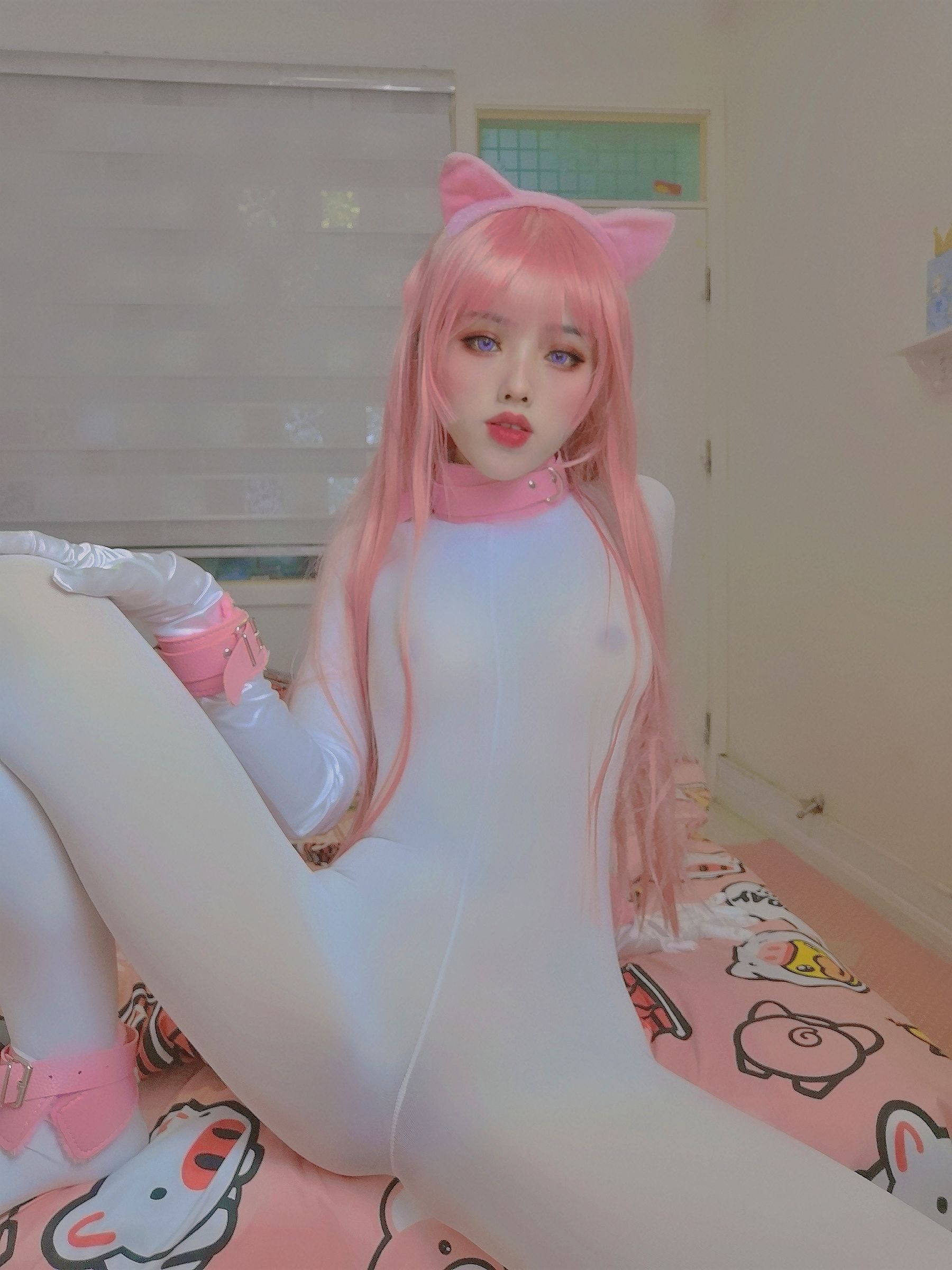 钛合金大粑粑 – 连体白丝 [15P]