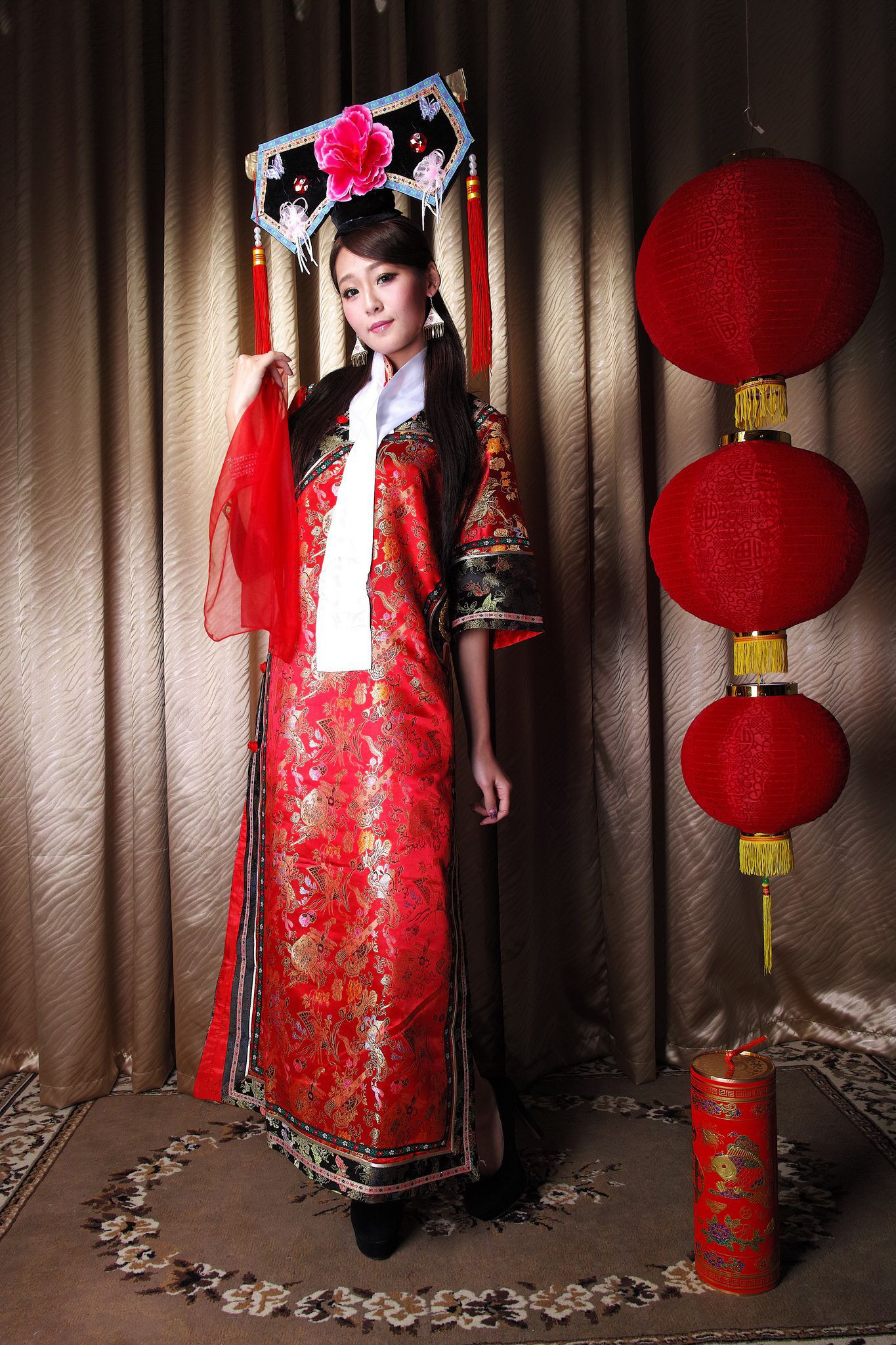 Winnie小雪、小羽《新春拜年 甄嬛格格》 [67P]