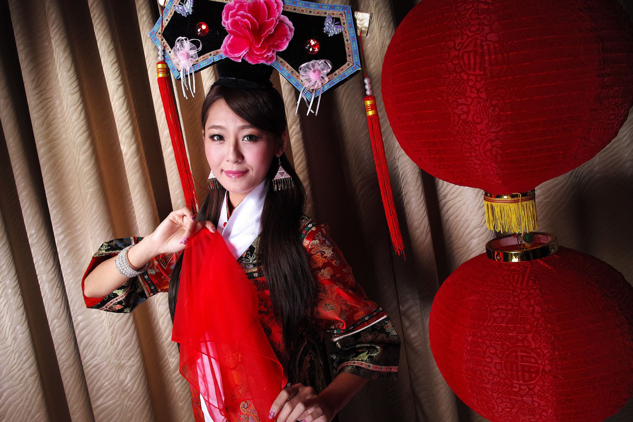 Winnie小雪、小羽《新春拜年 甄嬛格格》 [67P]