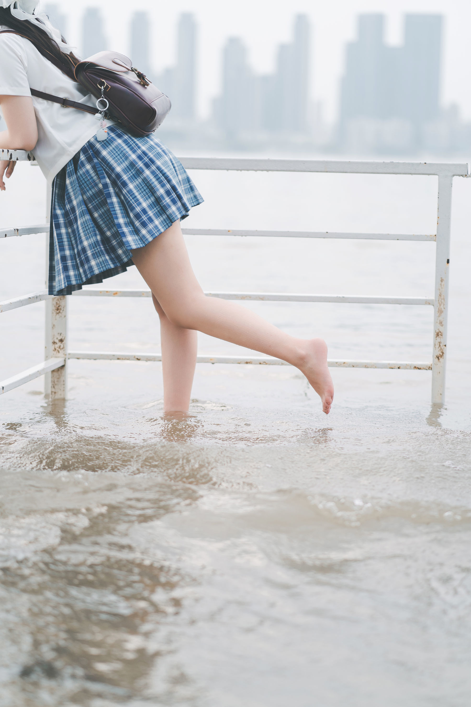 可爱人气Coser面饼仙儿 – 沙雕JK [22P]