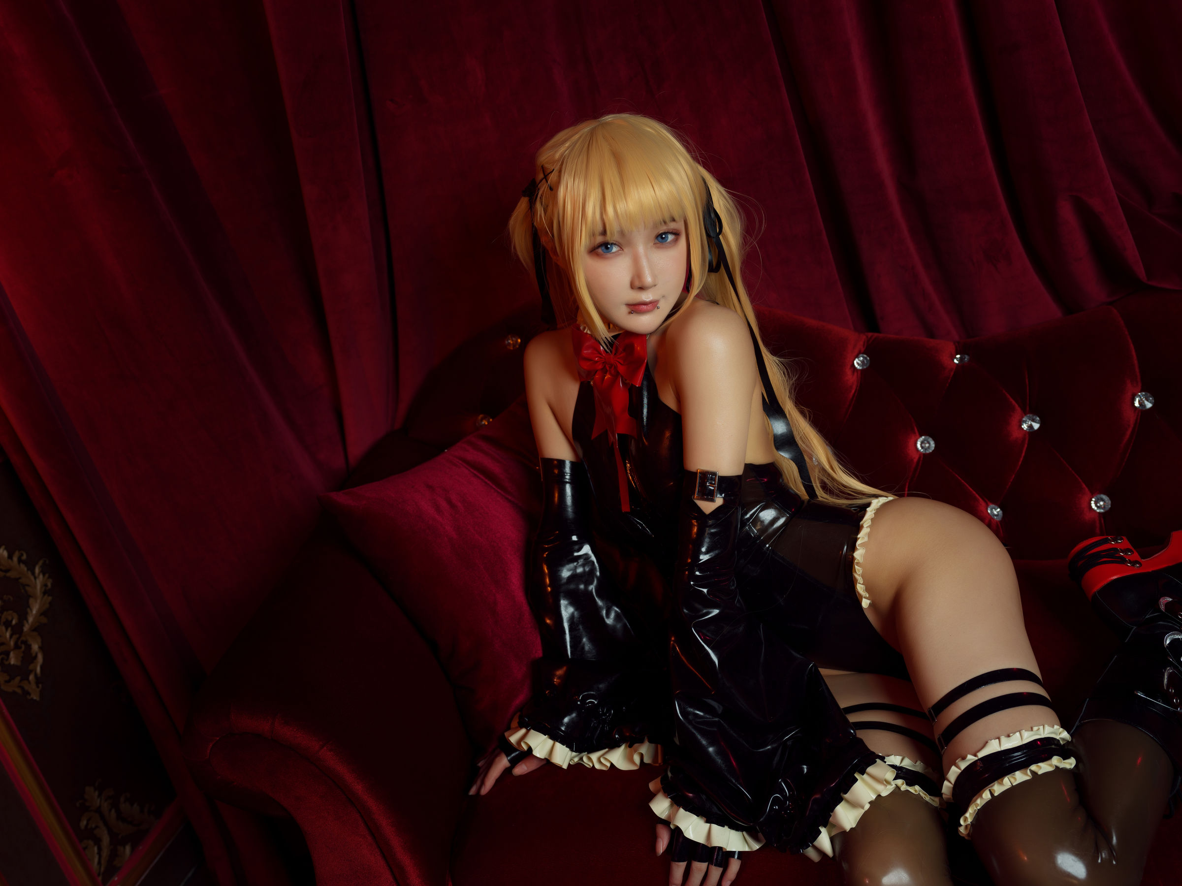 动漫博主阿包也是兔娘 – 阿包玛丽罗斯胶衣 [34P]