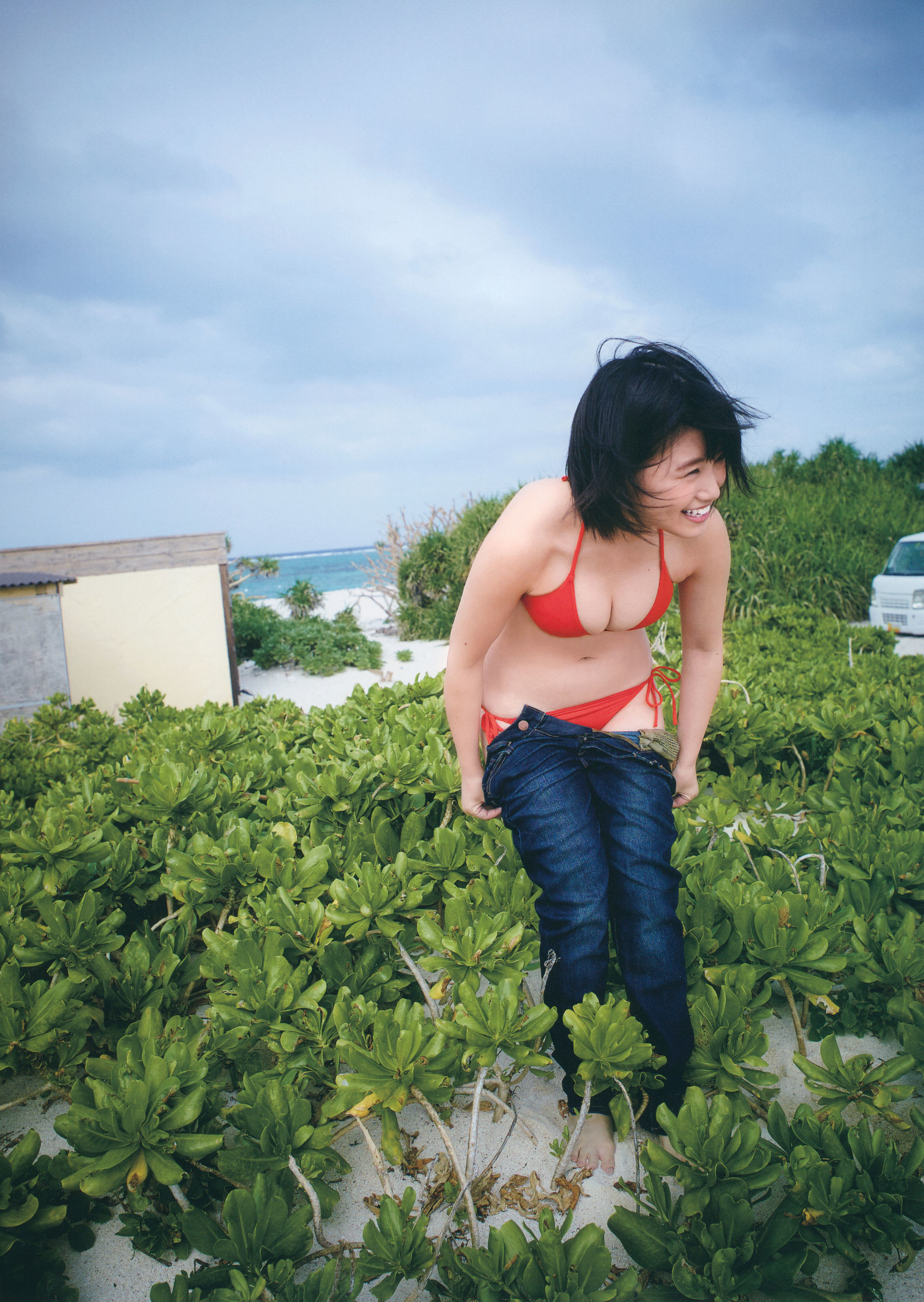 朝長美桜 ファースト写真集 日向 [105P]