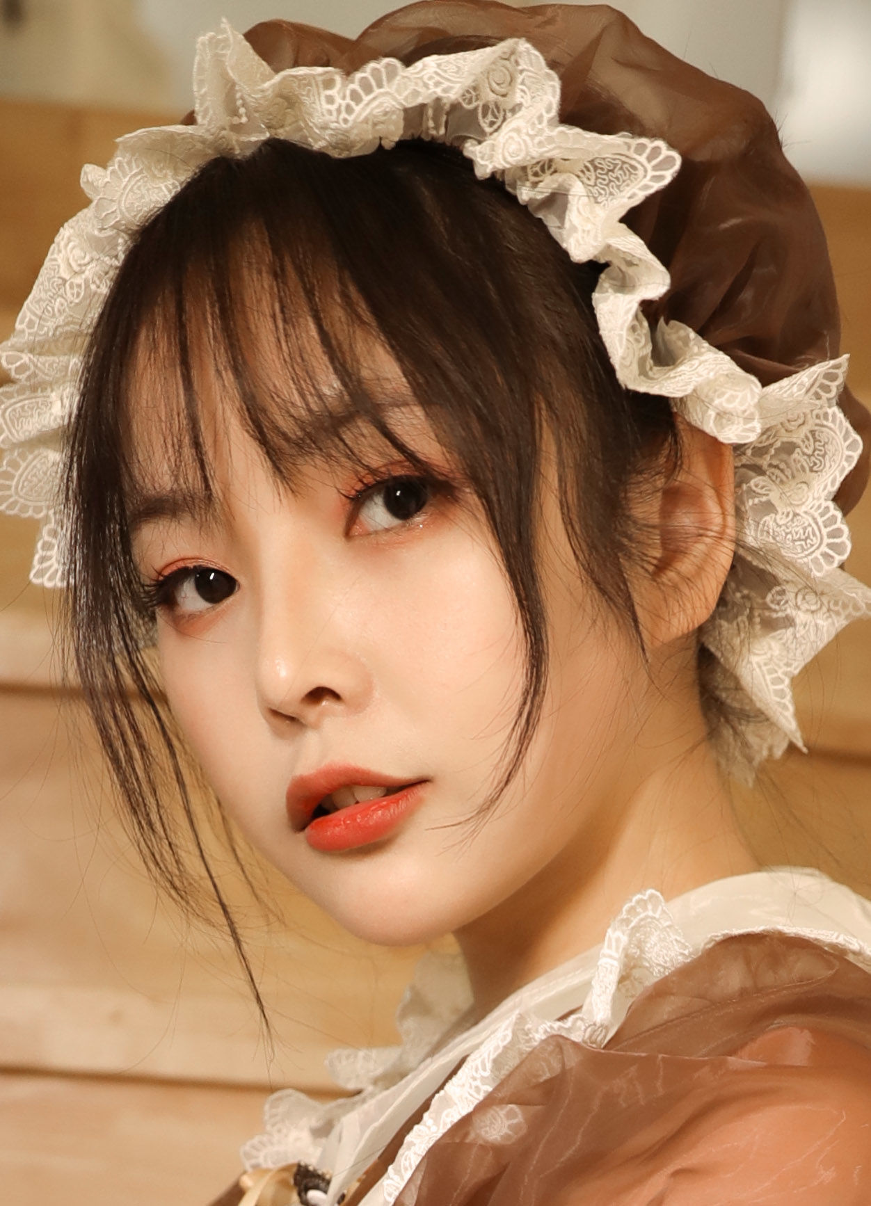 [Cosplay写真] 苏嫣嫣阿姨 – 可爱女仆装 [10P]