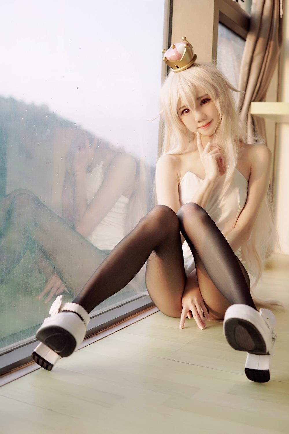 Sally Dorasnow – Super Crown Boo [18P]