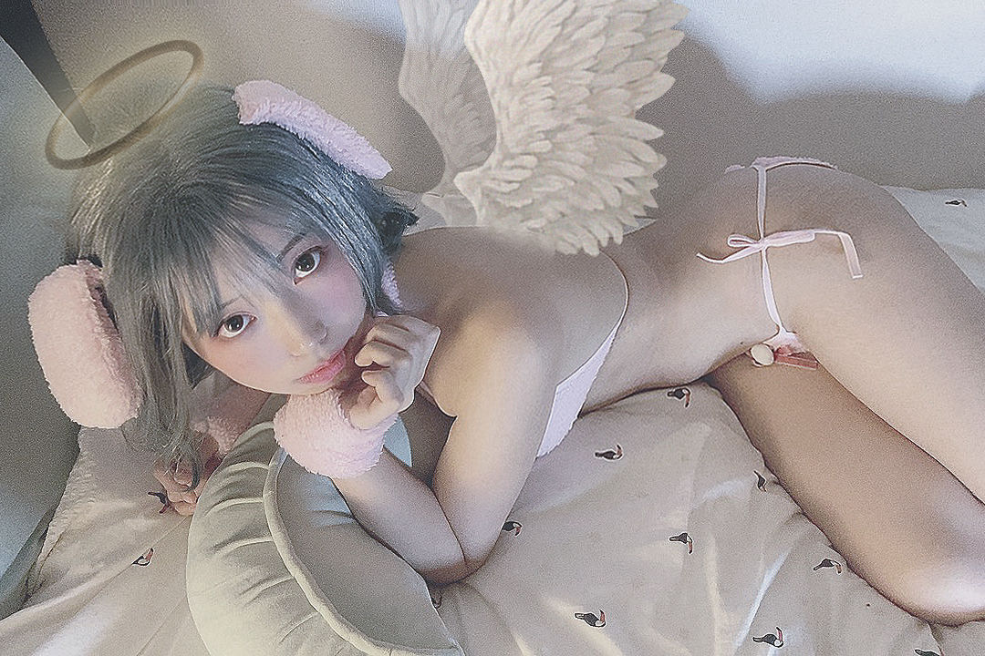 动漫博主切切celia – 兔子内衣 [22P]