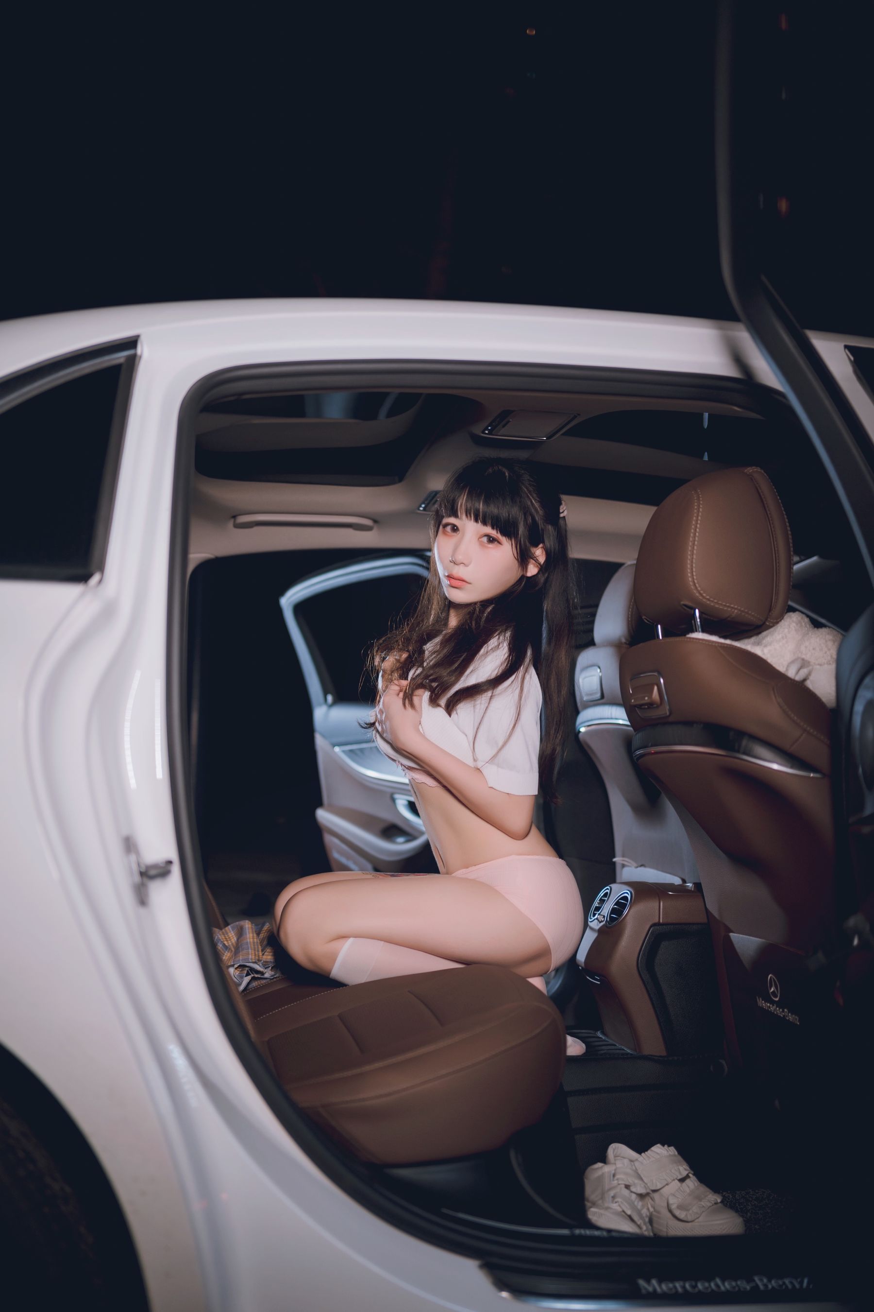 usejan – 蓝蓝奔驰 [40P]