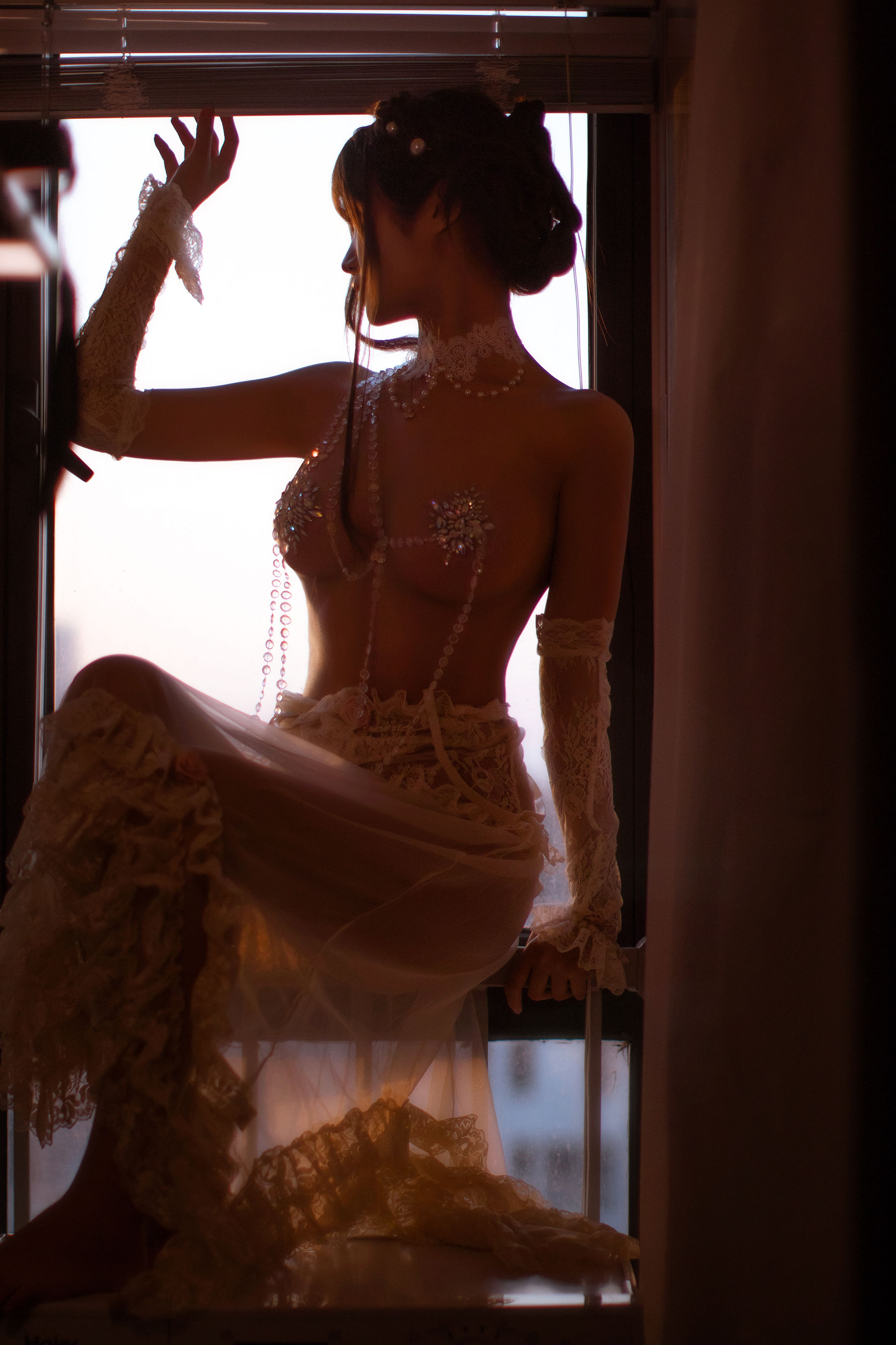 微博妹子三度_69 – 赫多涅 [40P]