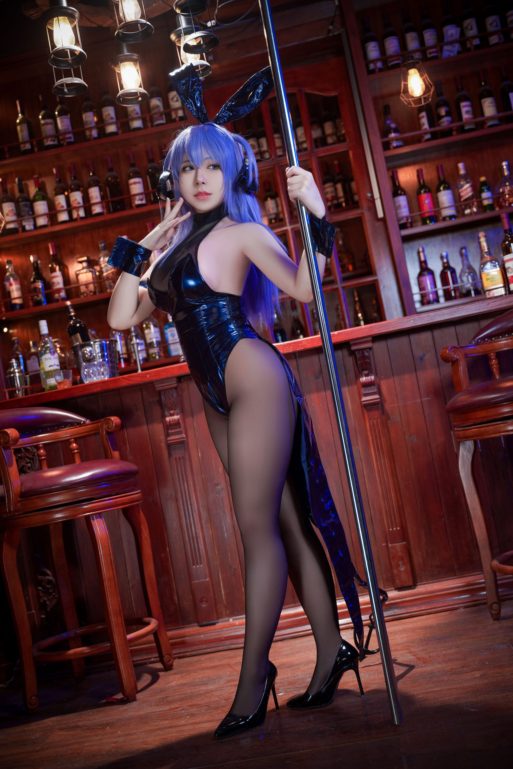 虎森森 – 新泽西 花园兔女郎 [20P]