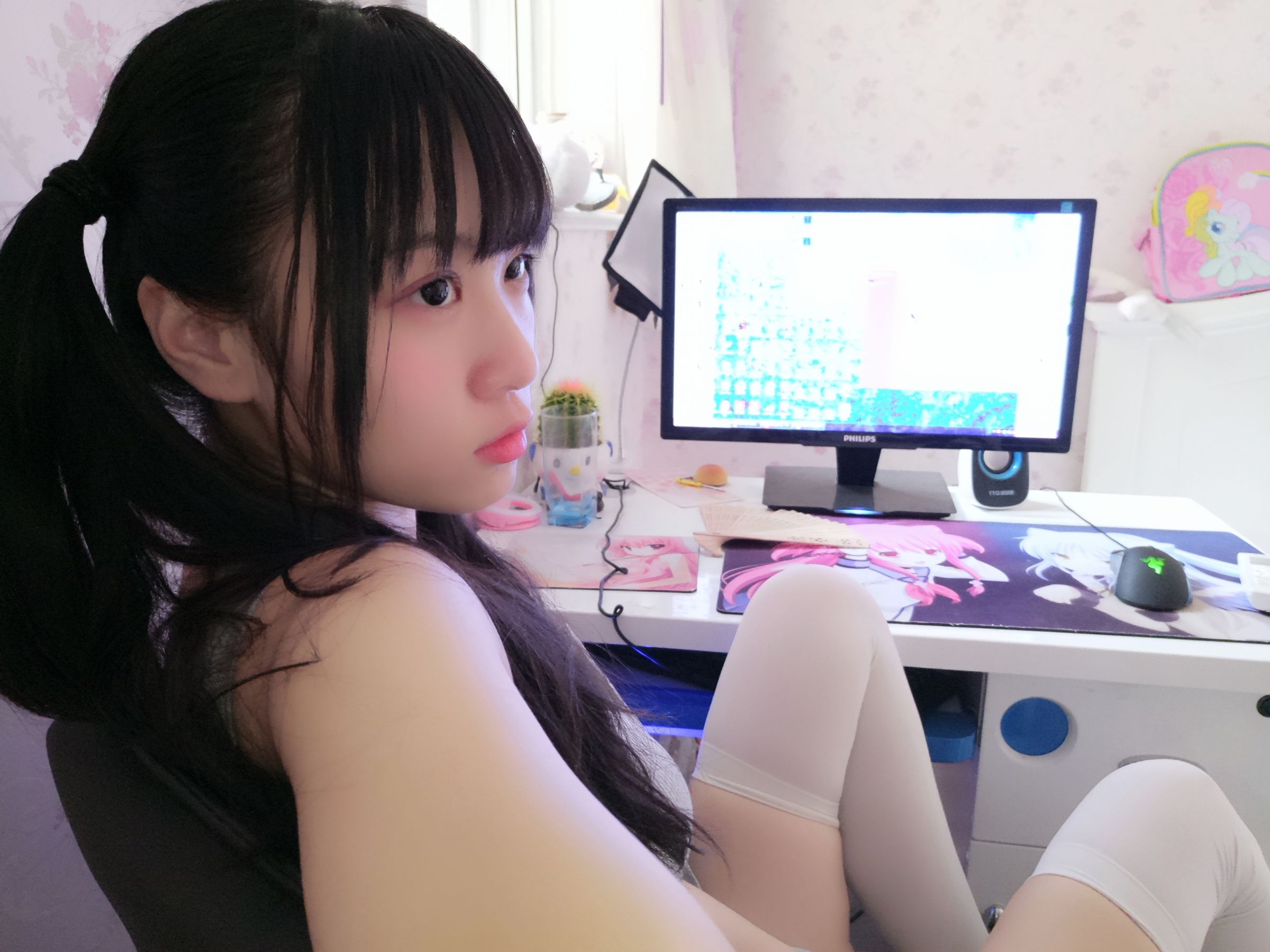 双马尾少女赛高酱作品 – 露脸灰色裙子 [23P]