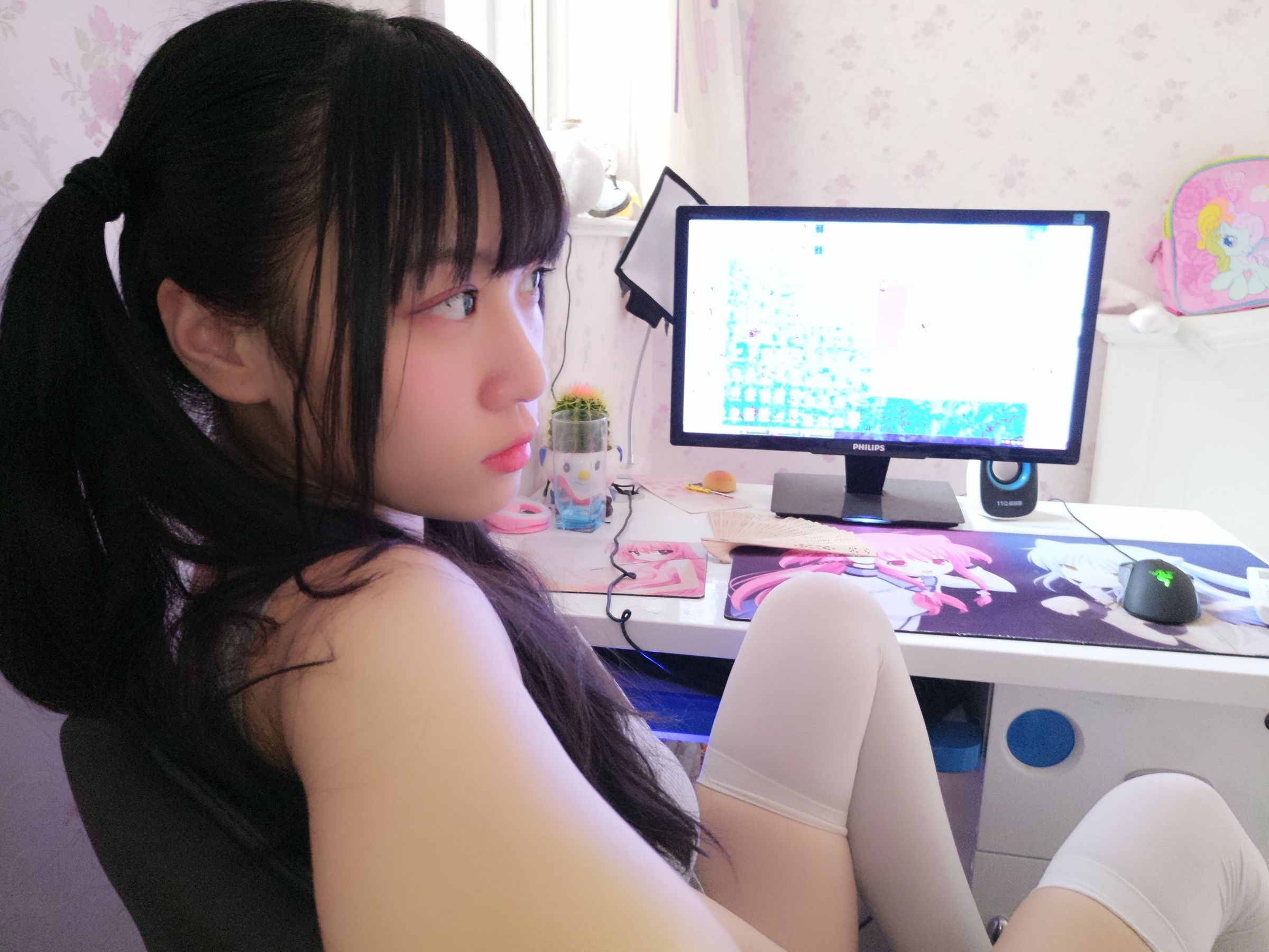 双马尾少女赛高酱作品 – 露脸灰色裙子 [23P]