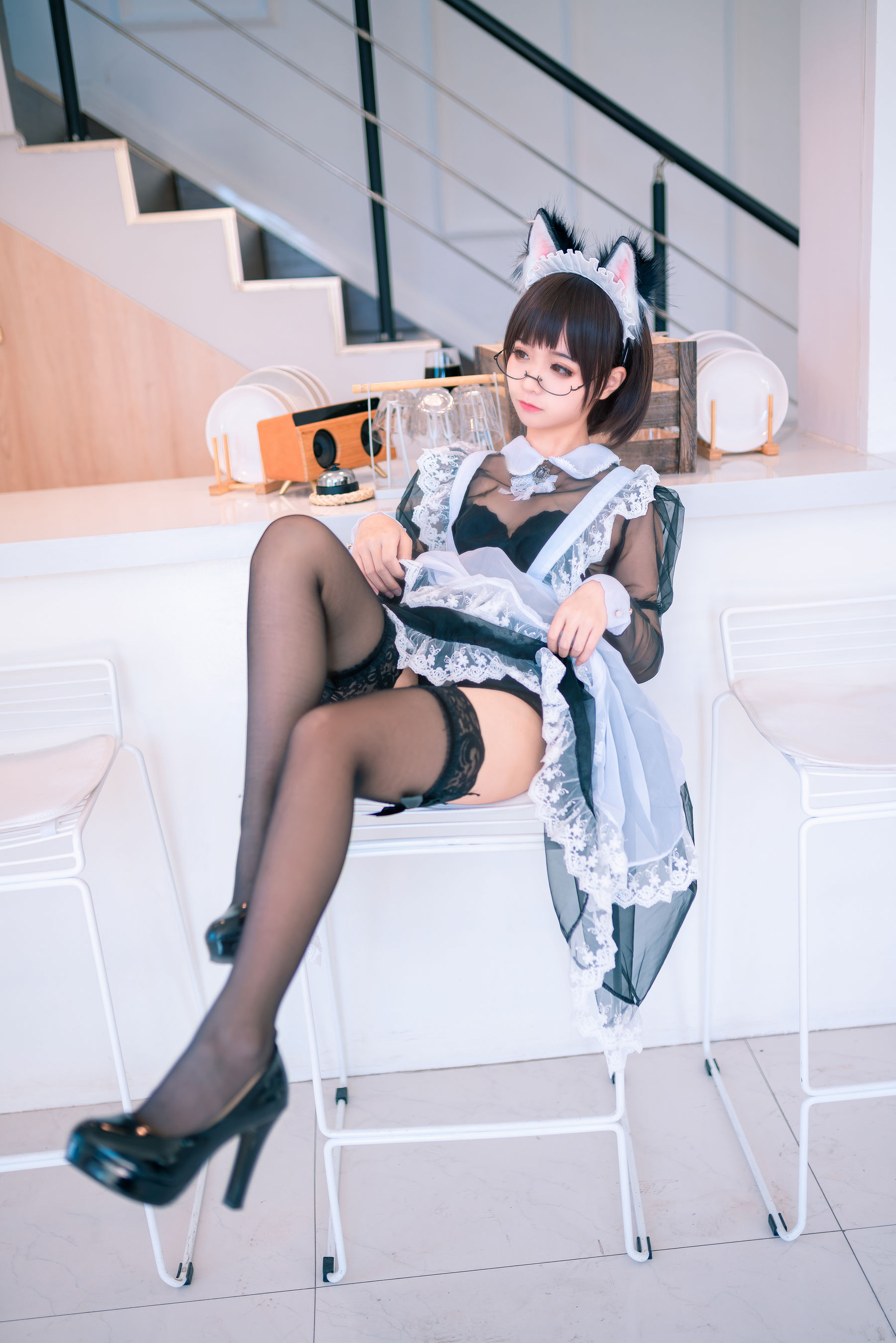 [Cosplay写真] 动漫博主蠢沫沫 – 透明女仆 [38P]