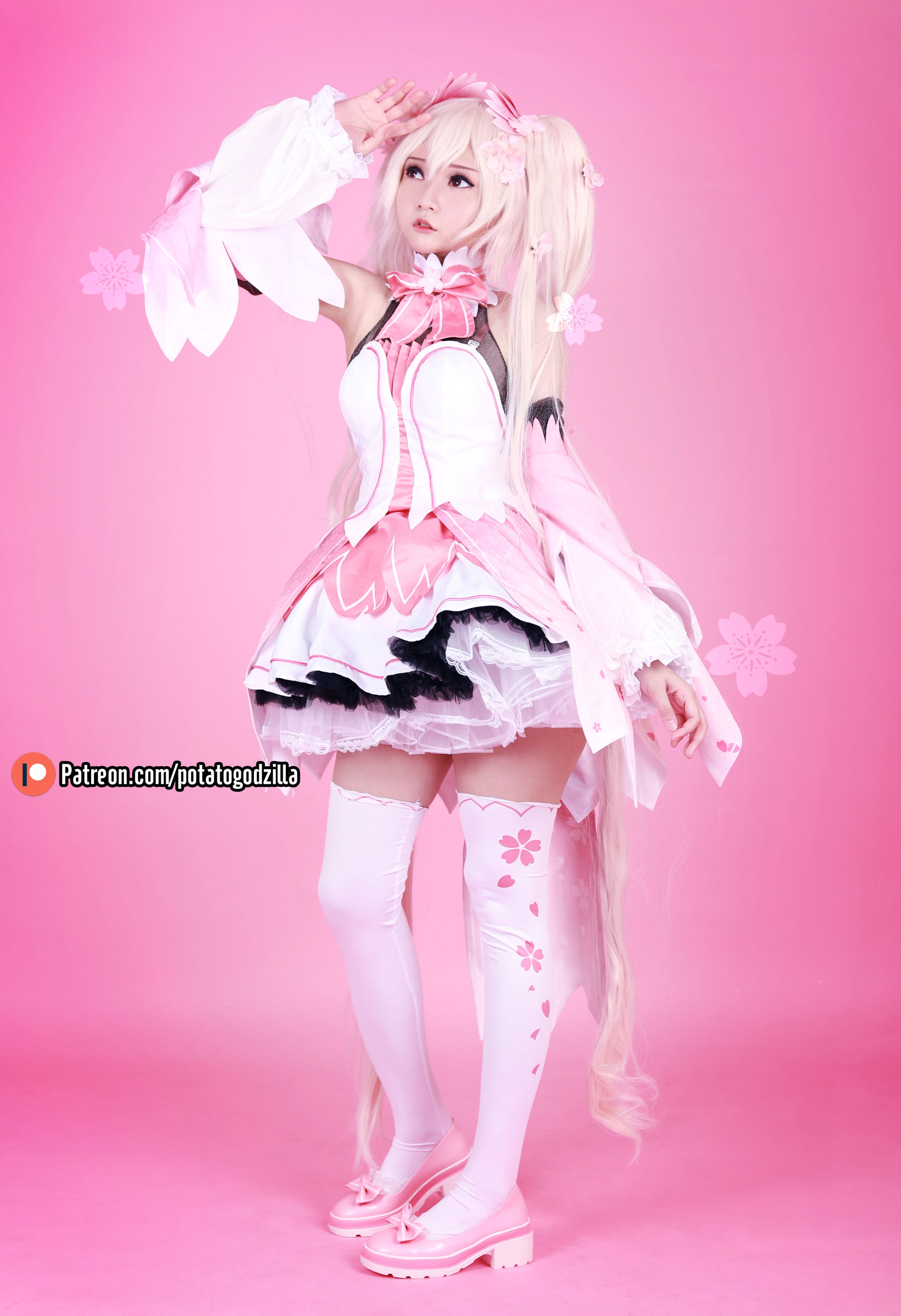 Coser小姐姐Potato Godzilla – Sakura Miku [44P]