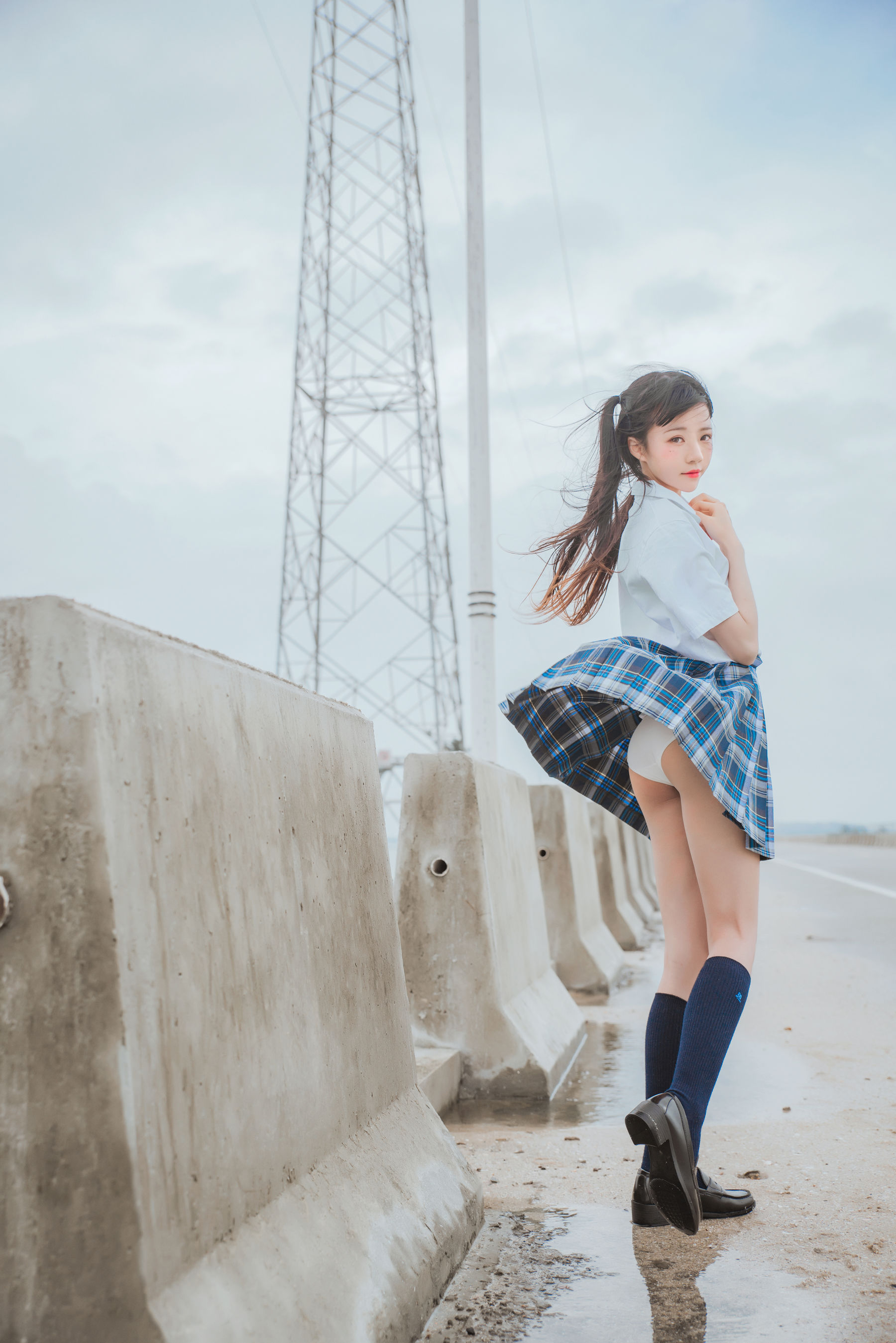 [萝莉COS] 桜桃喵《耳畔的风》 [27P]