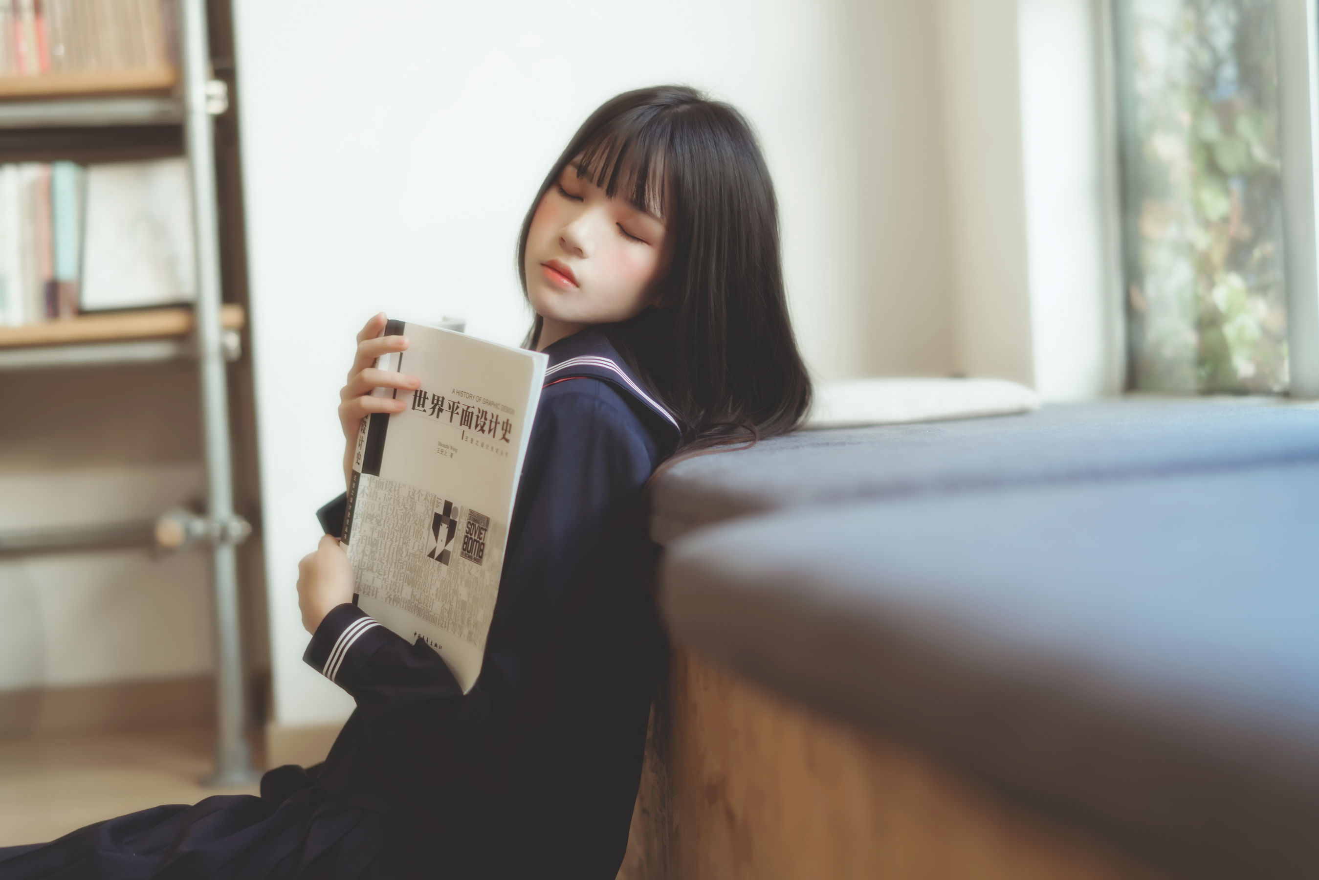 桜桃喵《(小少女)黑色水手服》 [50P]