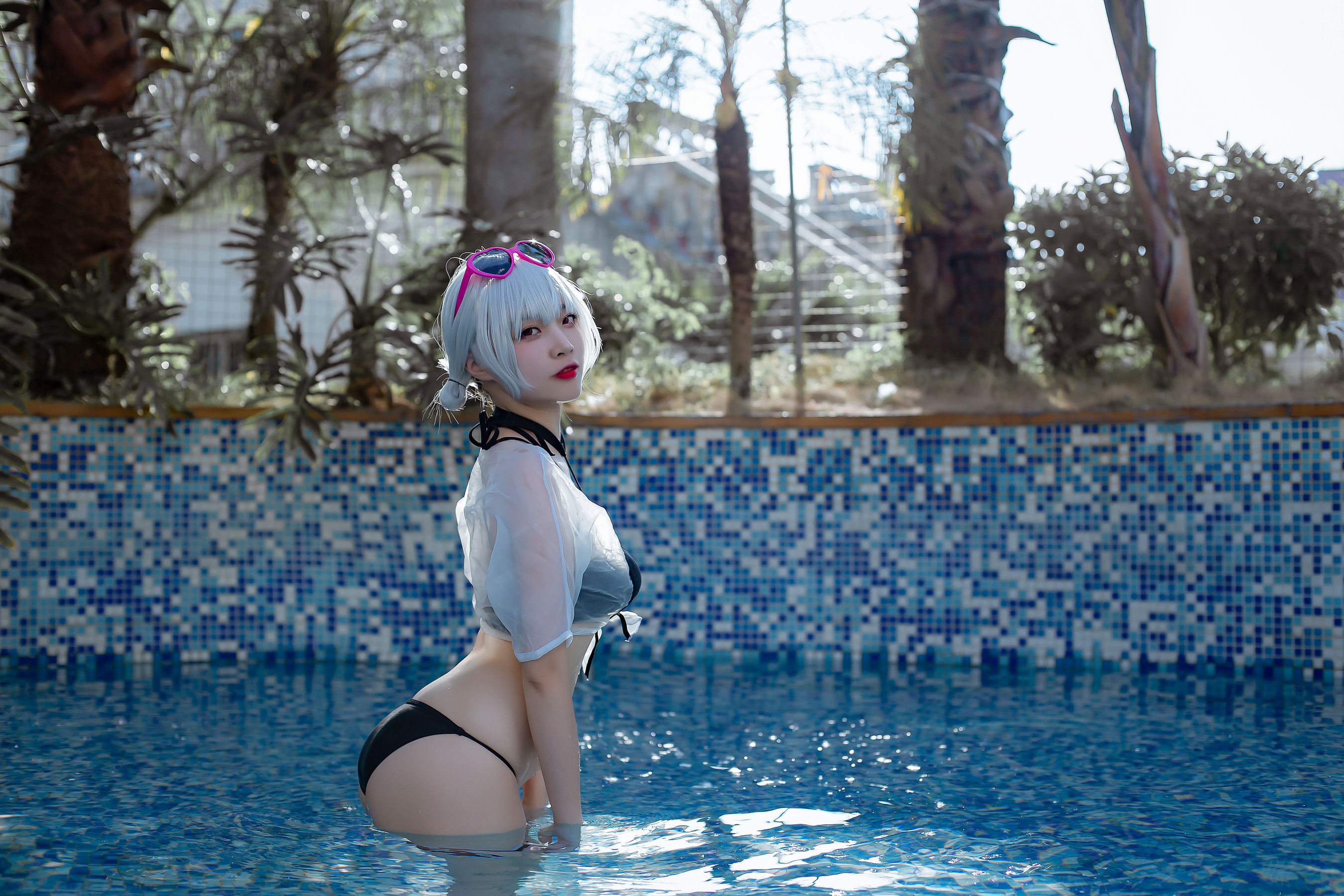 人气Coser二佐Nisa – 碧蓝航线 天狼星泳装 [15P]