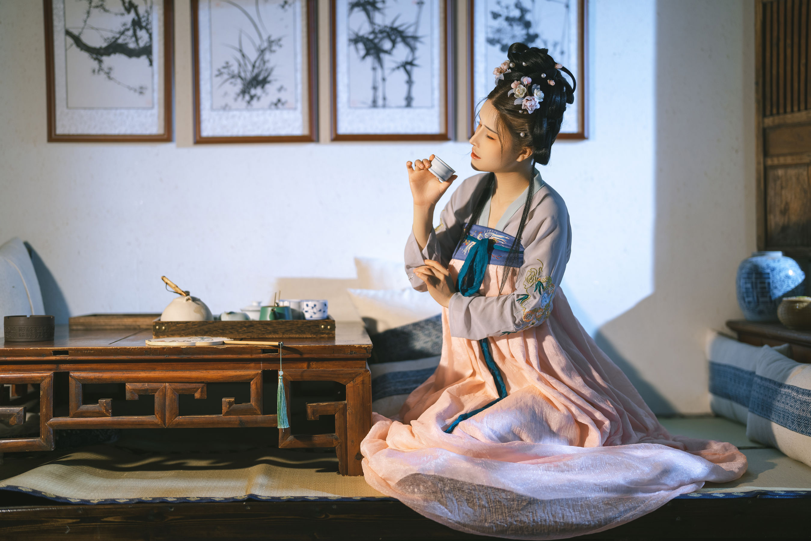 鹿八岁 – X铁手叫兽 汉服 [56P]