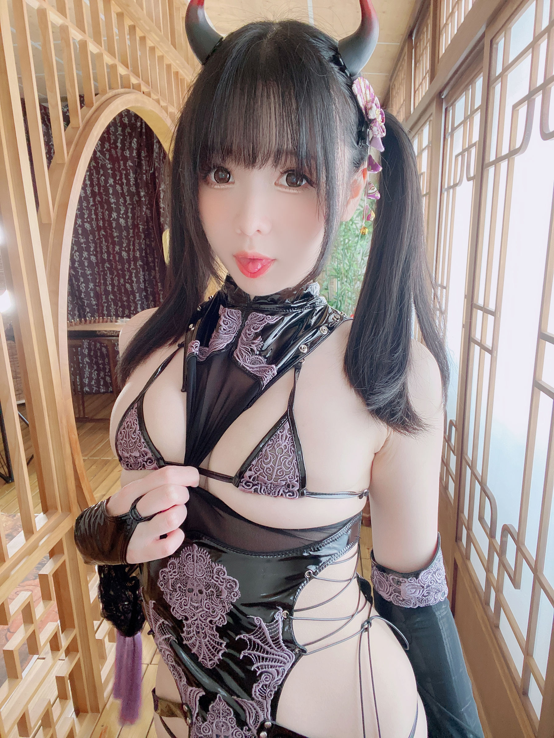 微博妹纸霜月shimo[fantia] 2022-11-14 [20P]