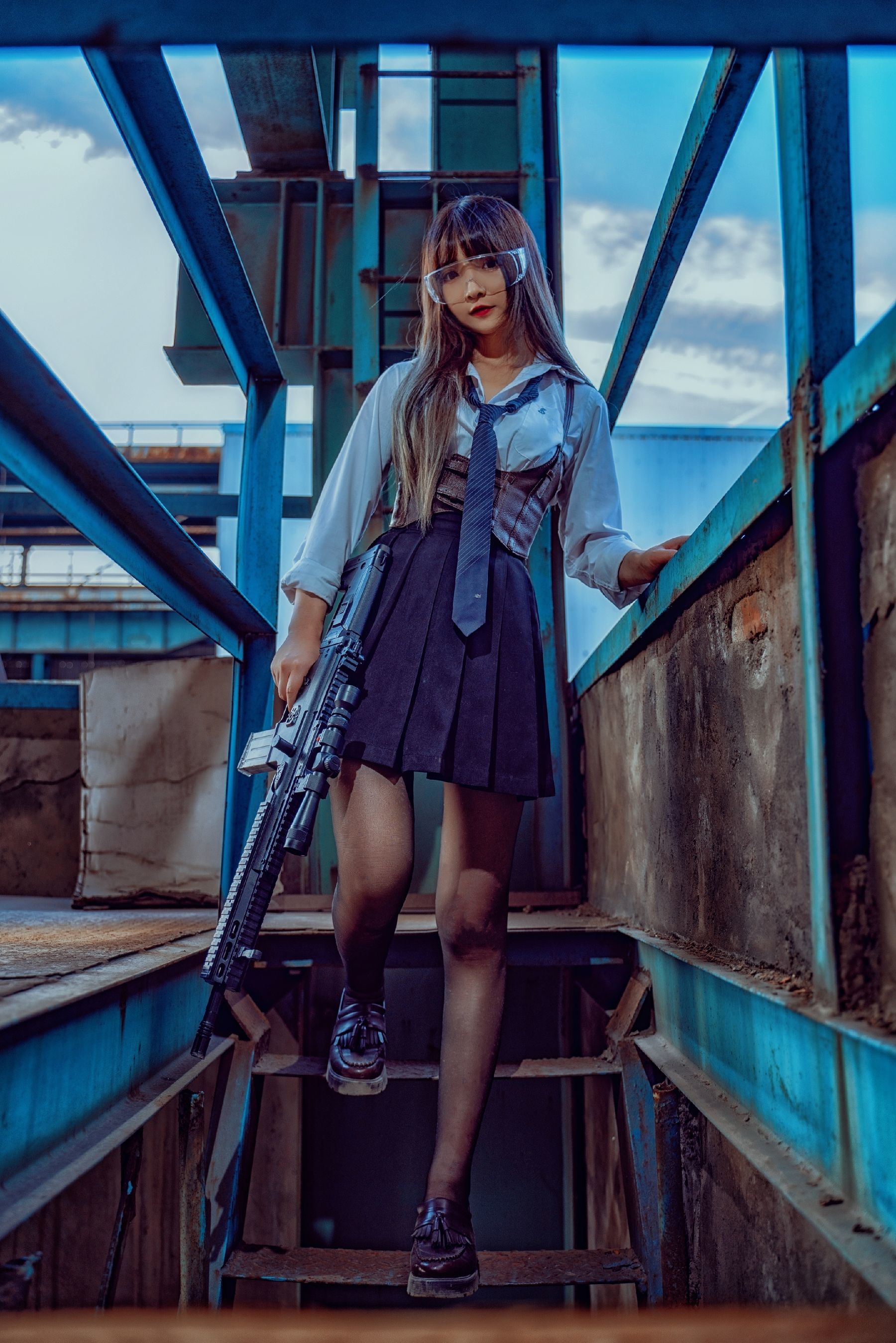 二次元美女古川kagura – 武装JK [29P]