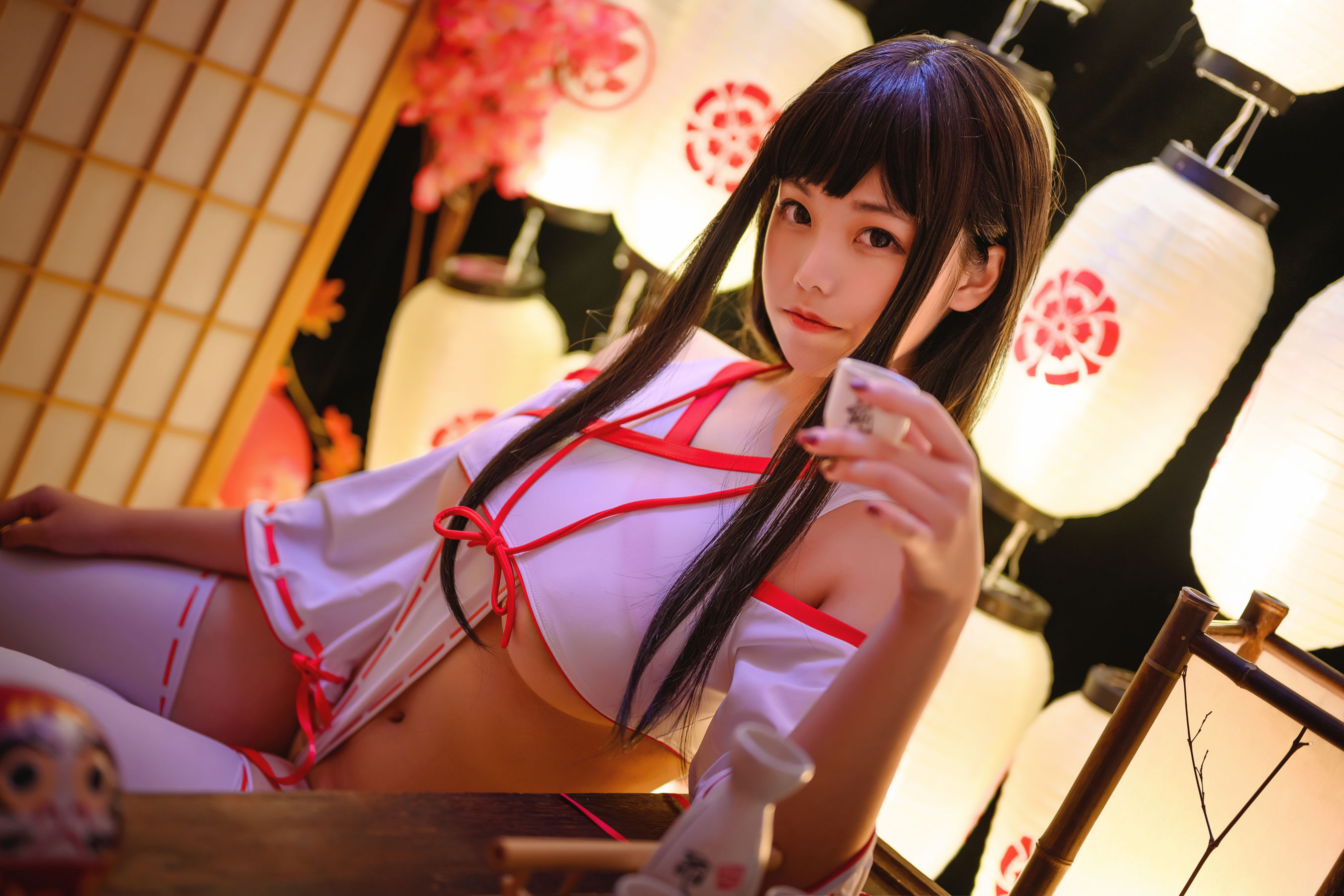 [Cosplay写真] 萌系小姐姐蜜汁猫裘 – 巫女 [32P]