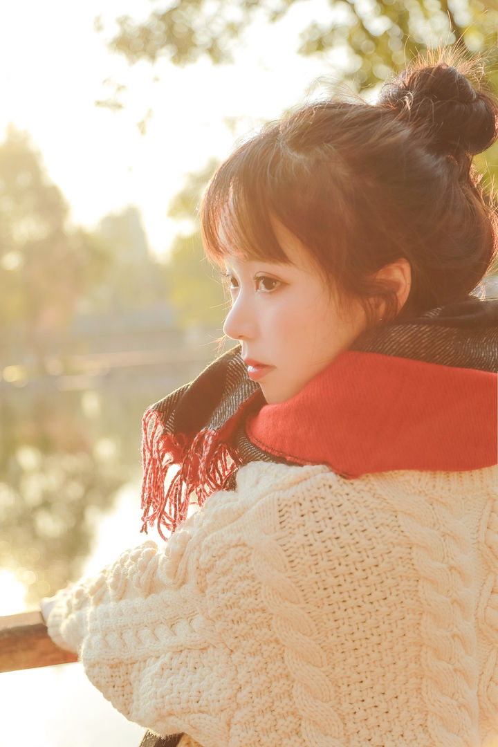 可爱妹子Fushii_海堂 – 秋日女友 [31P]