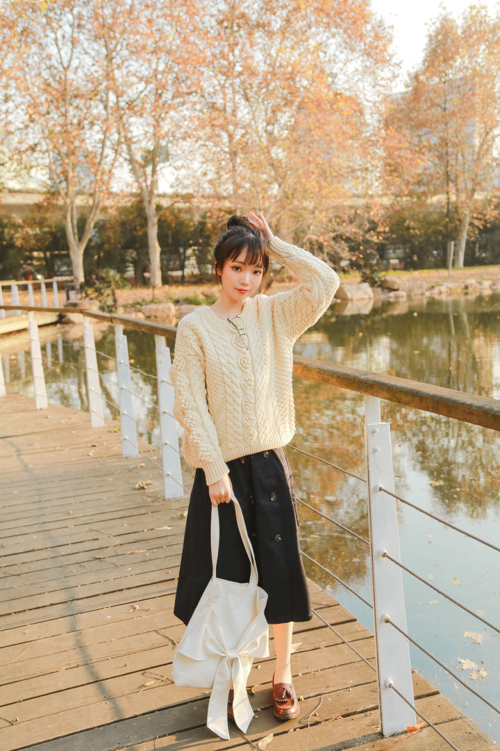 可爱妹子Fushii_海堂 – 秋日女友 [31P]