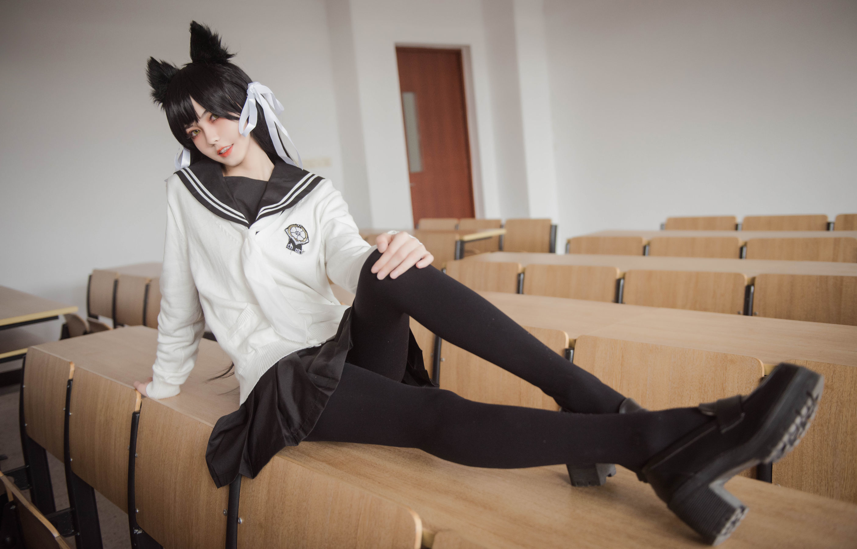 [萝莉COS] 小妖精你的负卿 – 爱宕制服 [10P]