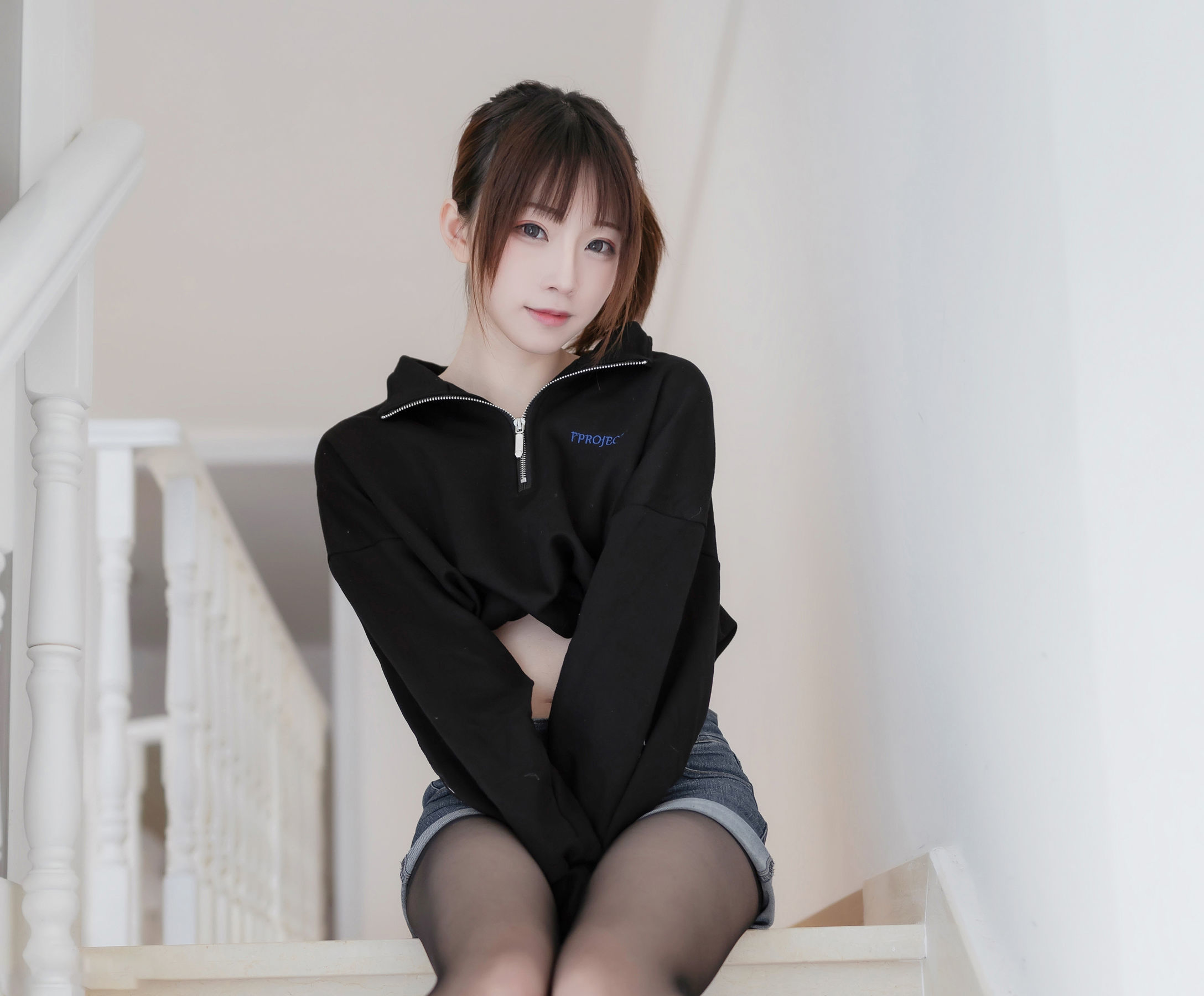 动漫博主Kitaro_绮太郎 – 单马尾女孩 [41P]