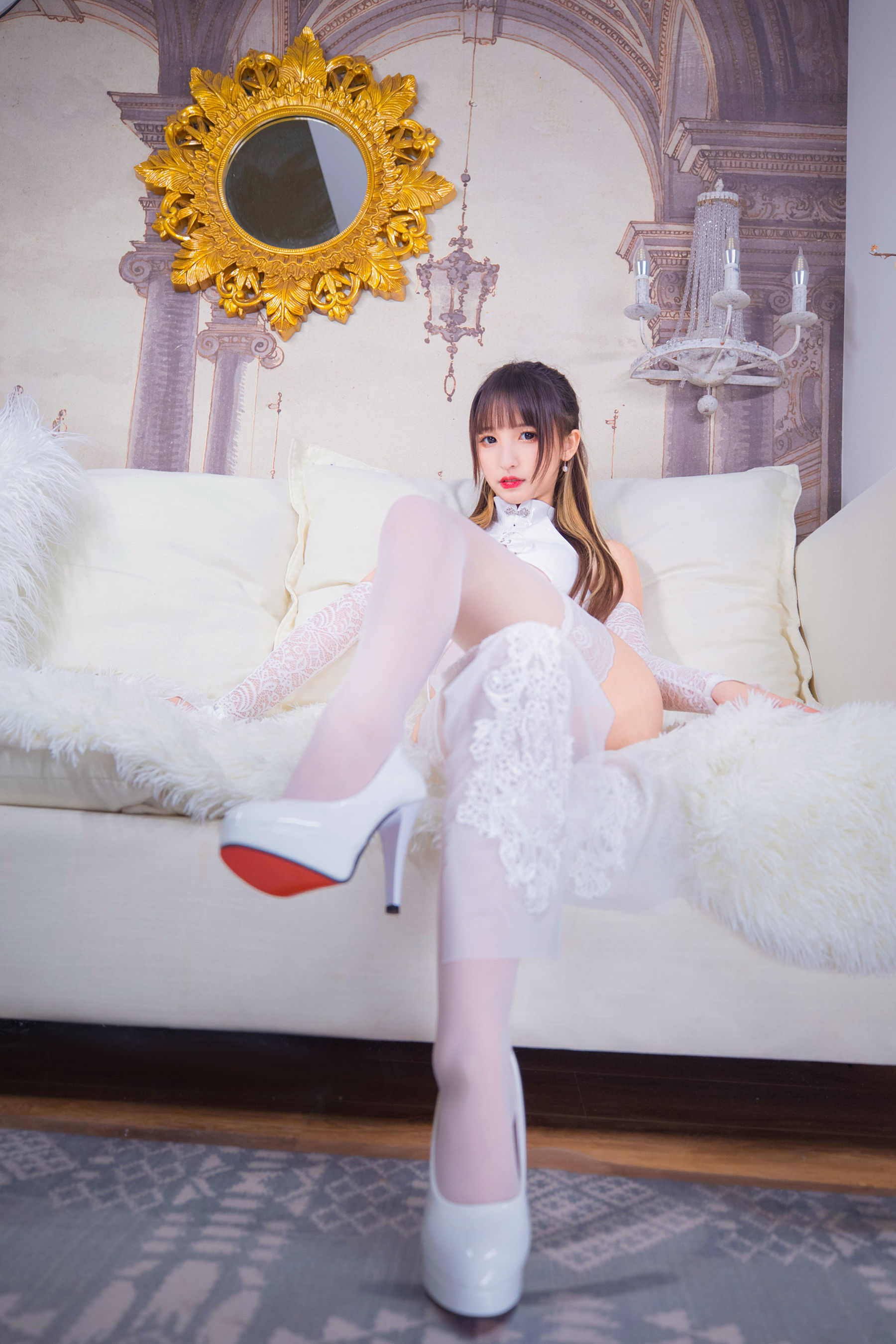 萝莉神楽板真冬之風と月-白旗袍 [70P]