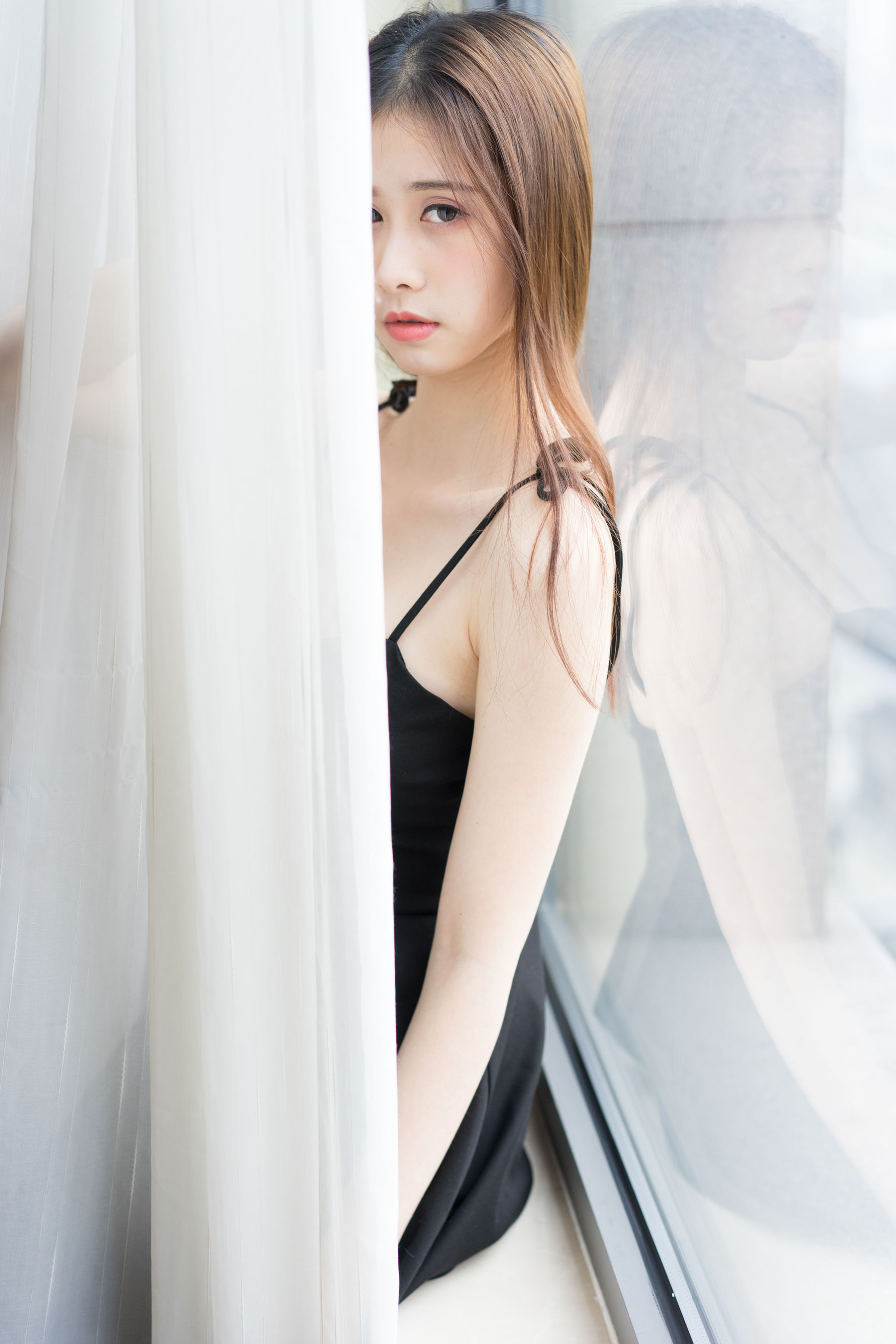 一只小仙若 – 黑丝女仆 [67P]