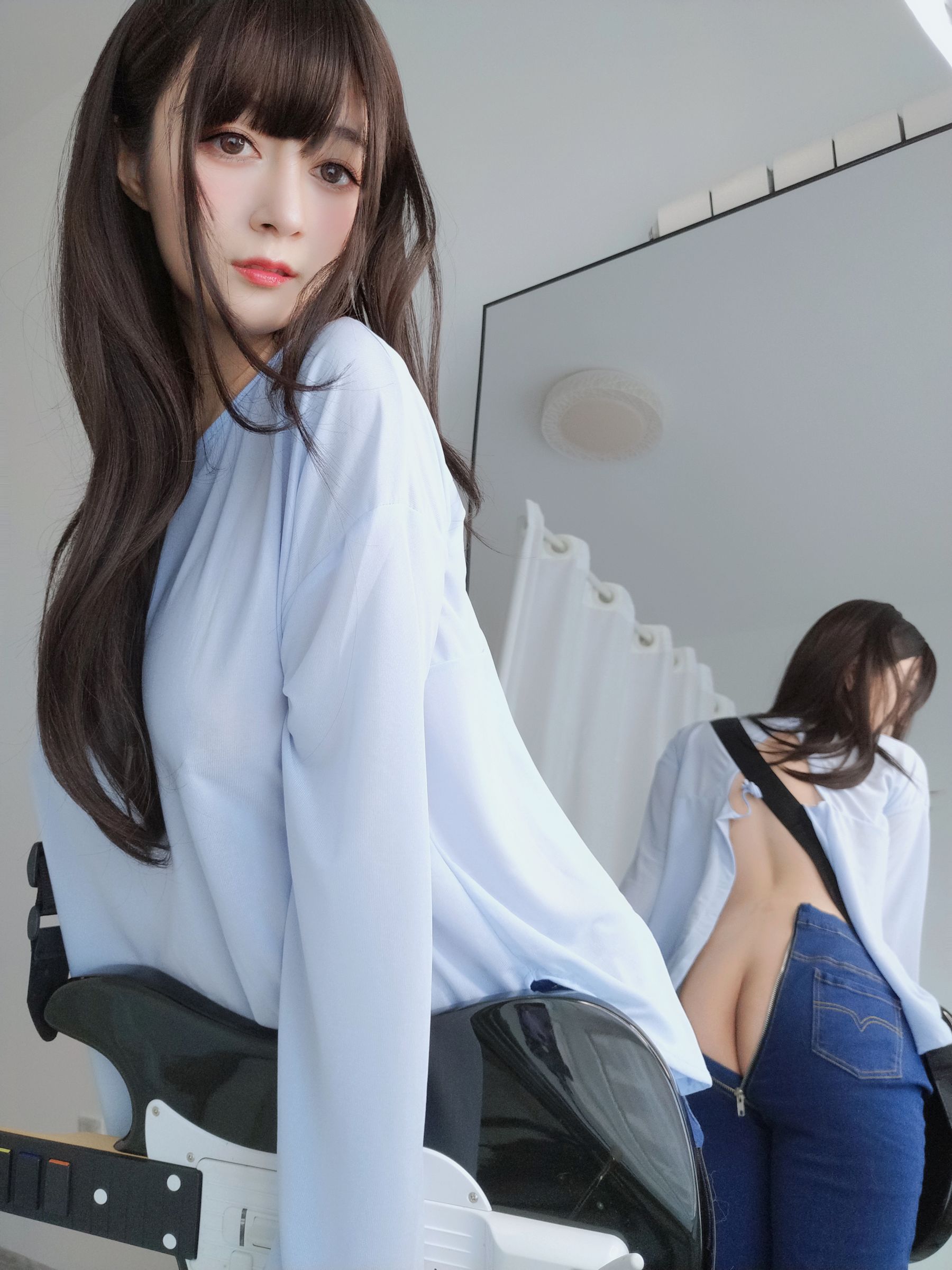 Coser小姐姐白银 – 妹は服を着てください [55P]