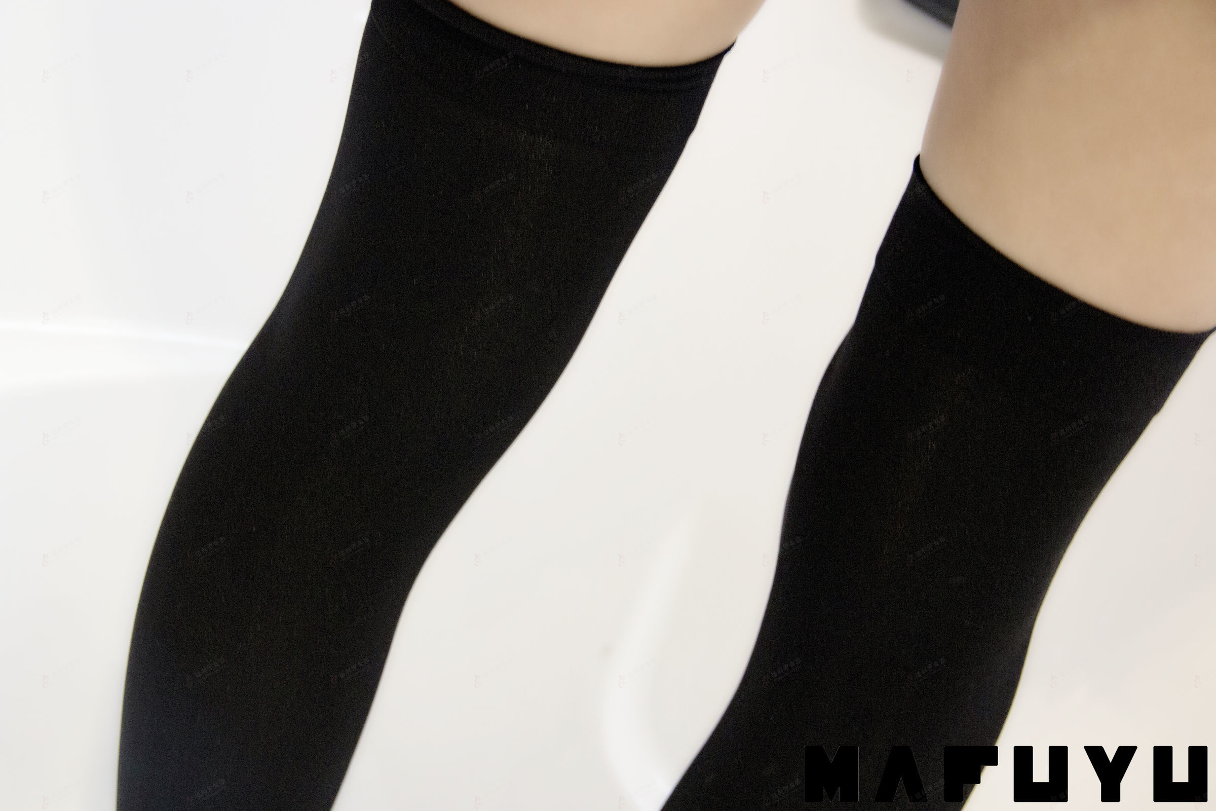 [萝莉COS] 神楽板真冬 蓝白死库水重置系列套图 [82P]