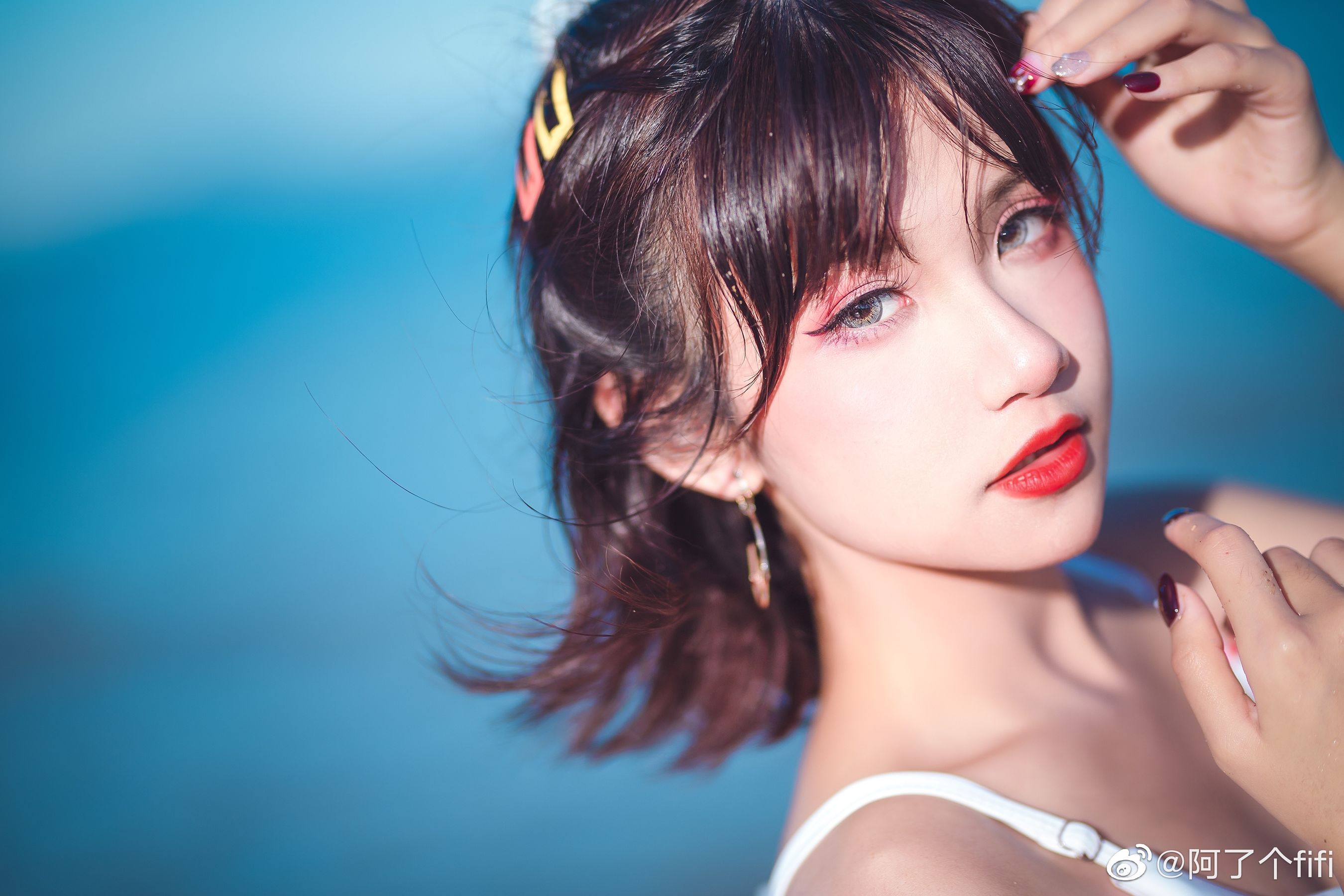 动漫博主阿了个fifi – 夏天泳装 [13P]