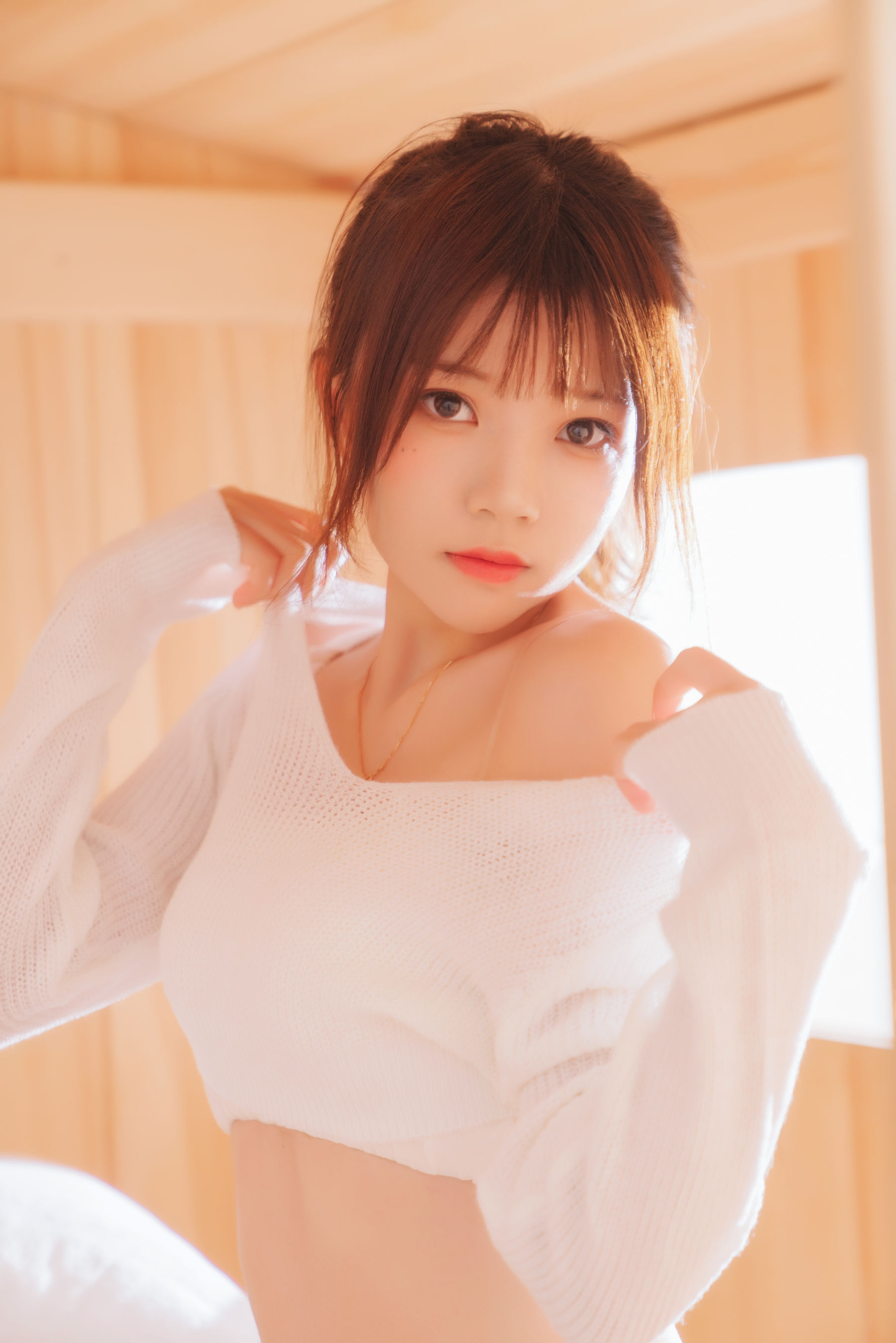 桜桃喵 黑&#038;白 之 梦幻白 [33P]