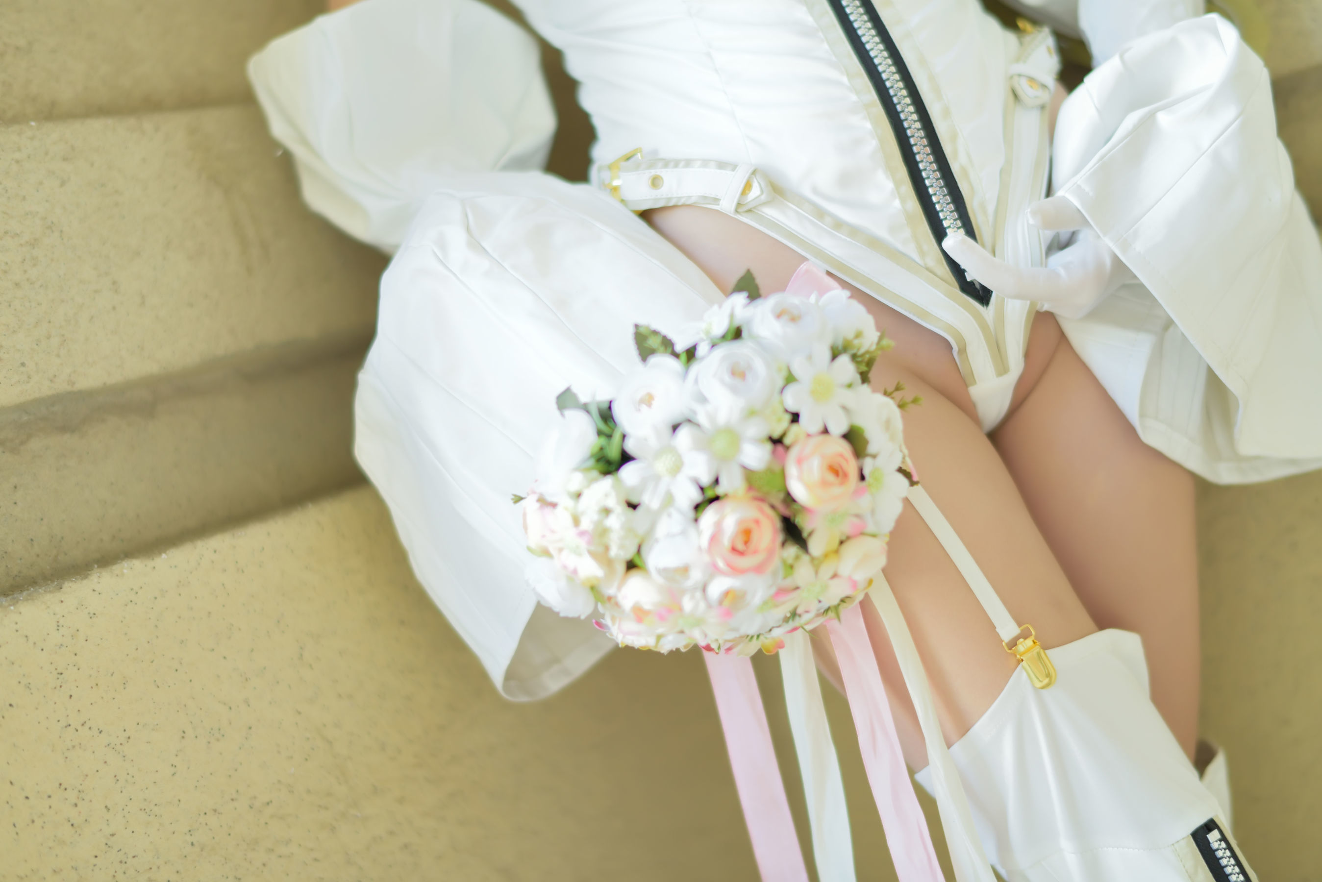 [萝莉COS] Nagesa魔物女本 白衣骑士 [45P]